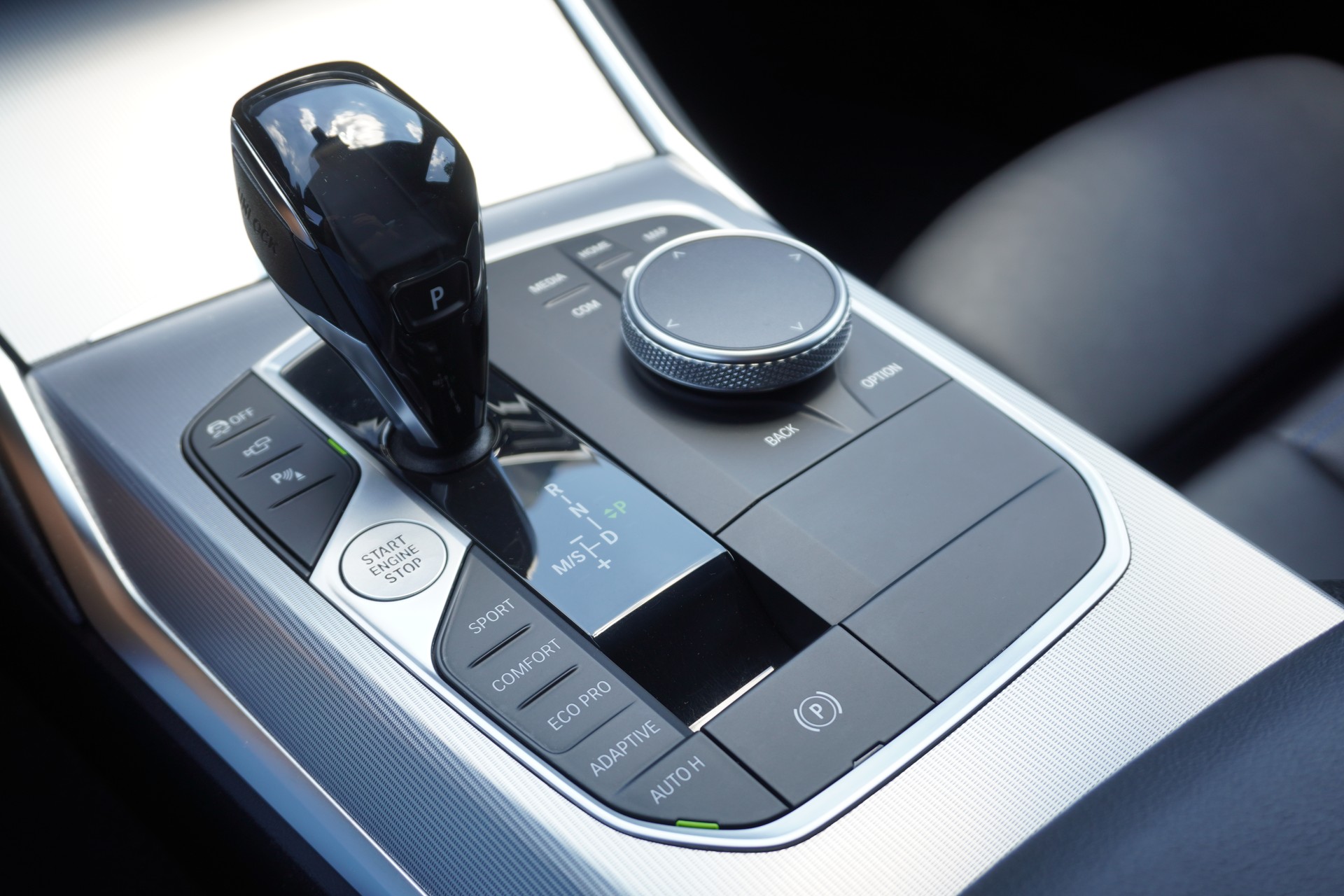 BMW M340d xDrive 48V Steptronic Sport-image-45