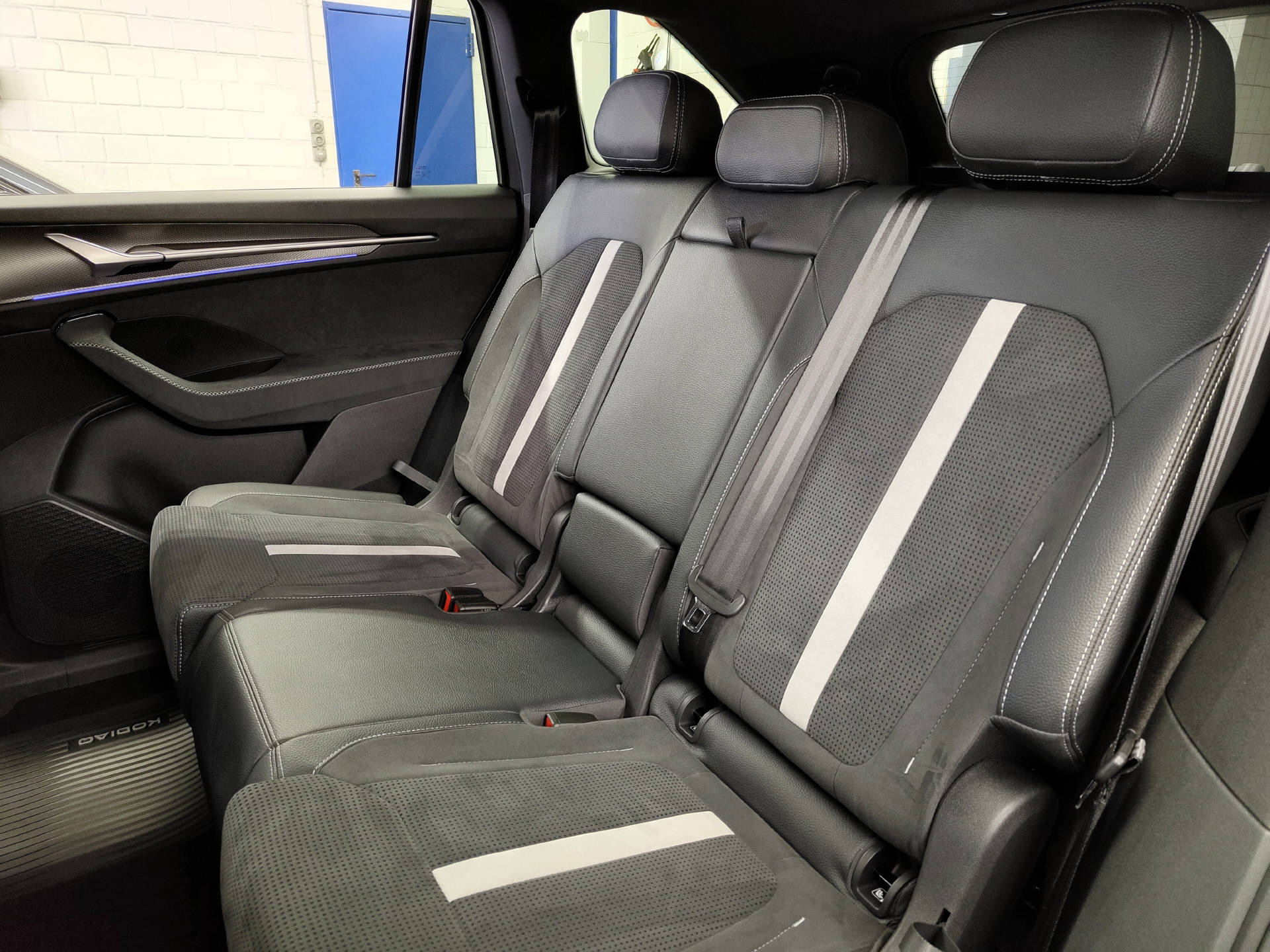 SKODA Kodiaq 2.0 TDI SportLine 4x4 DSG-image-6