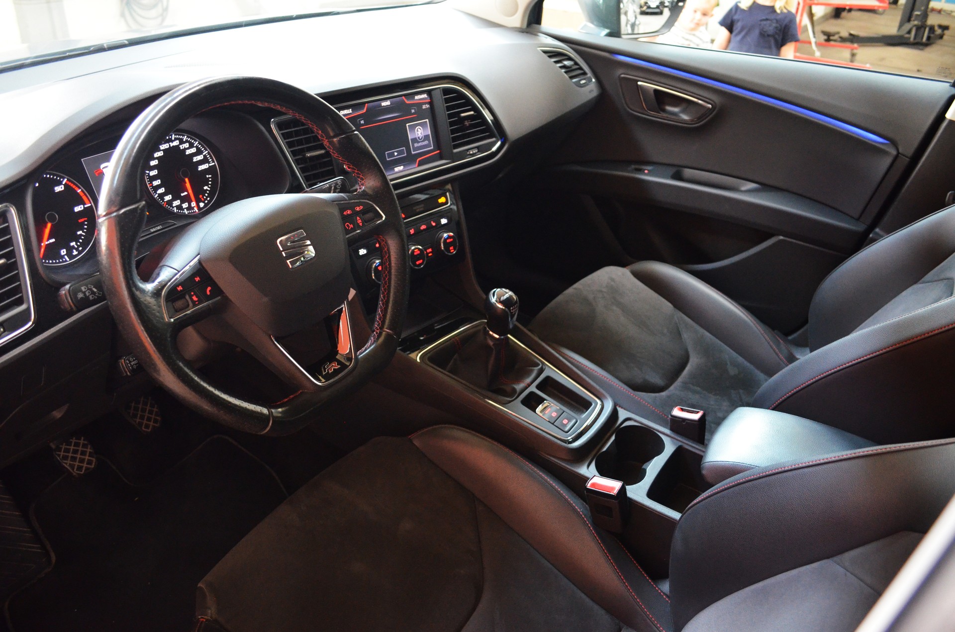 SEAT Leon ST 2.0 TDI CR FR 4Drive-image-7