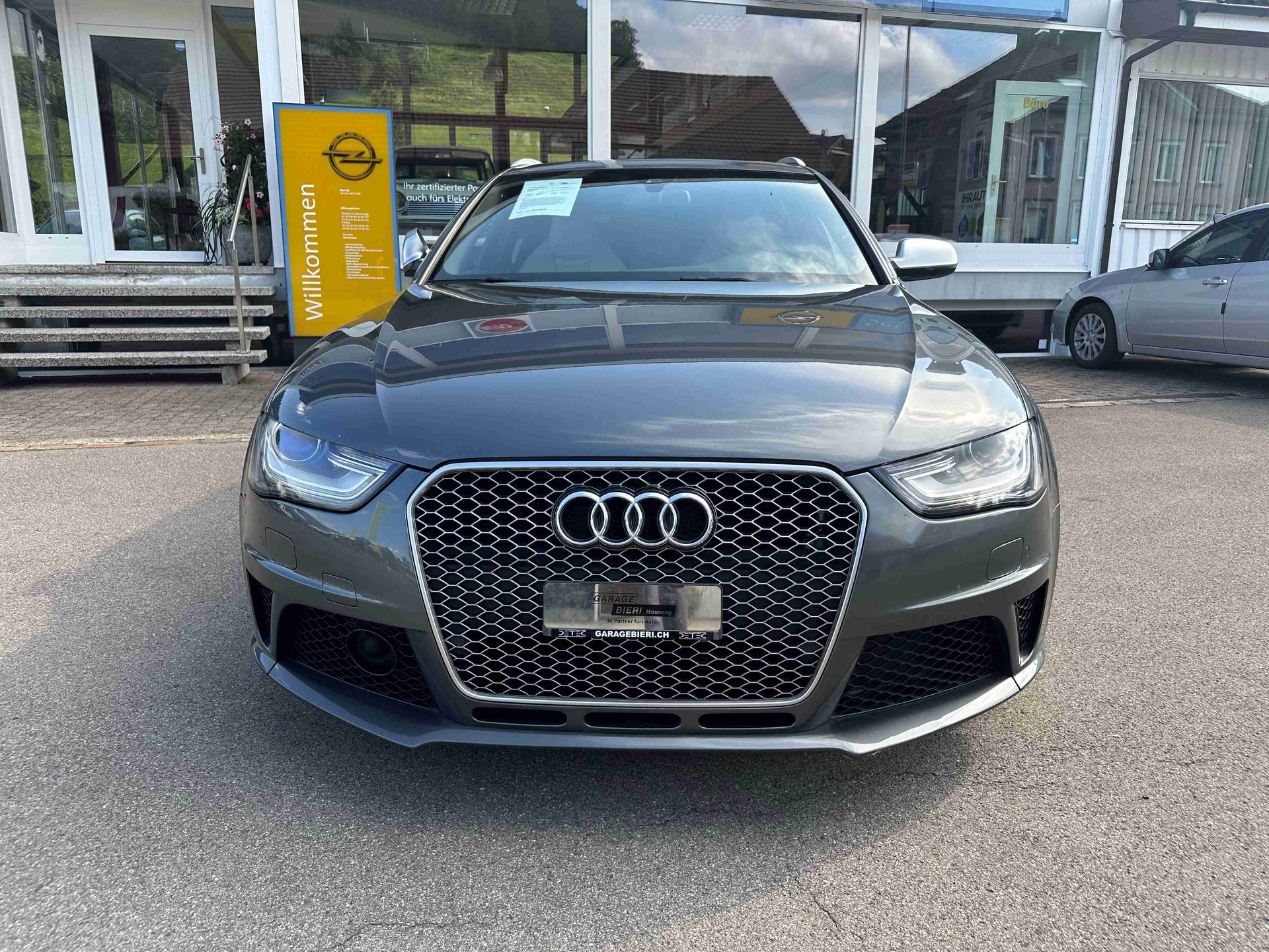 AUDI RS4 Avant 4.2 V8 FSI quattro S-Tronic-image-0