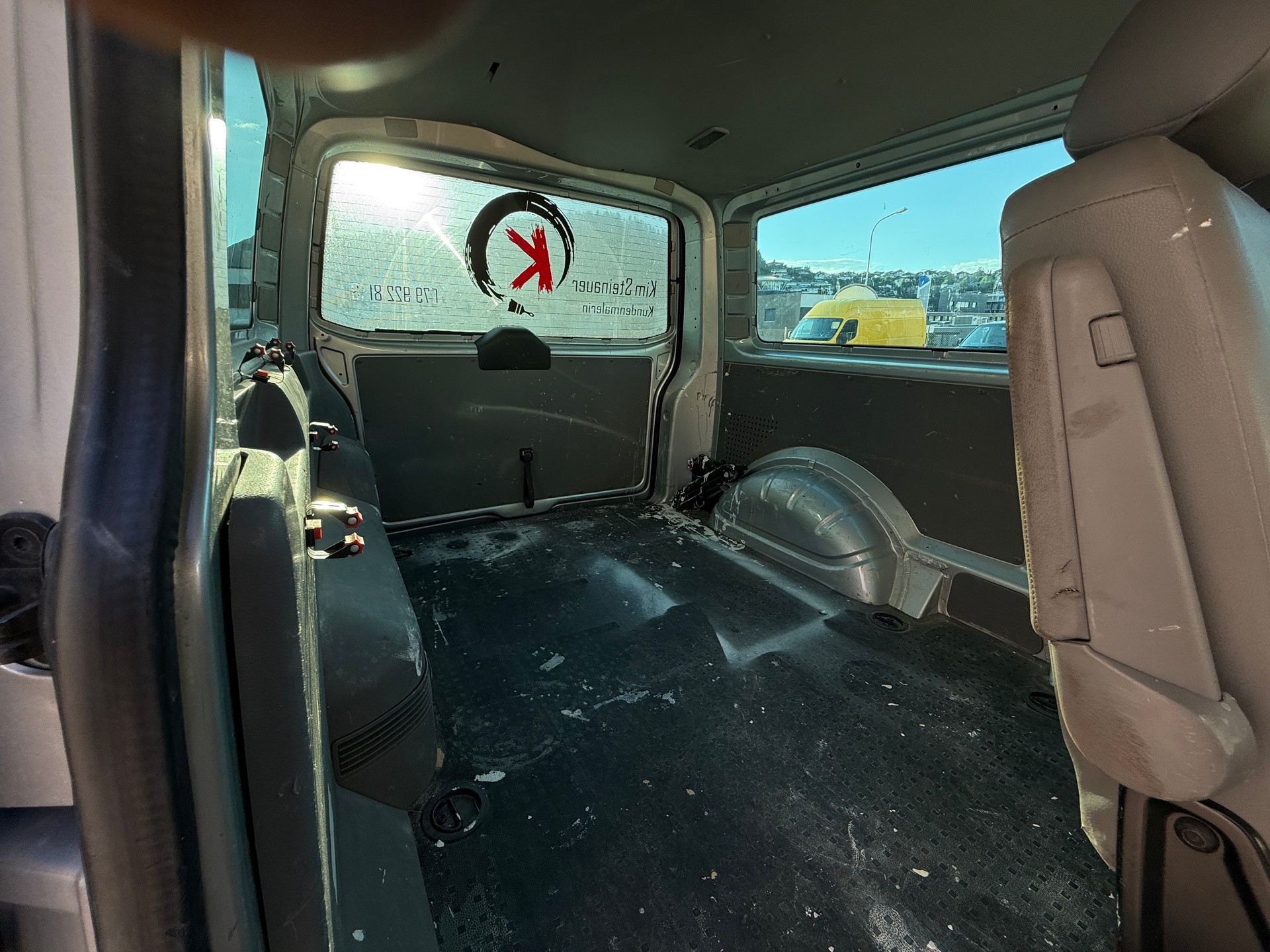 VW T5 Caravelle Trend 2.5 TDI PD-image-14