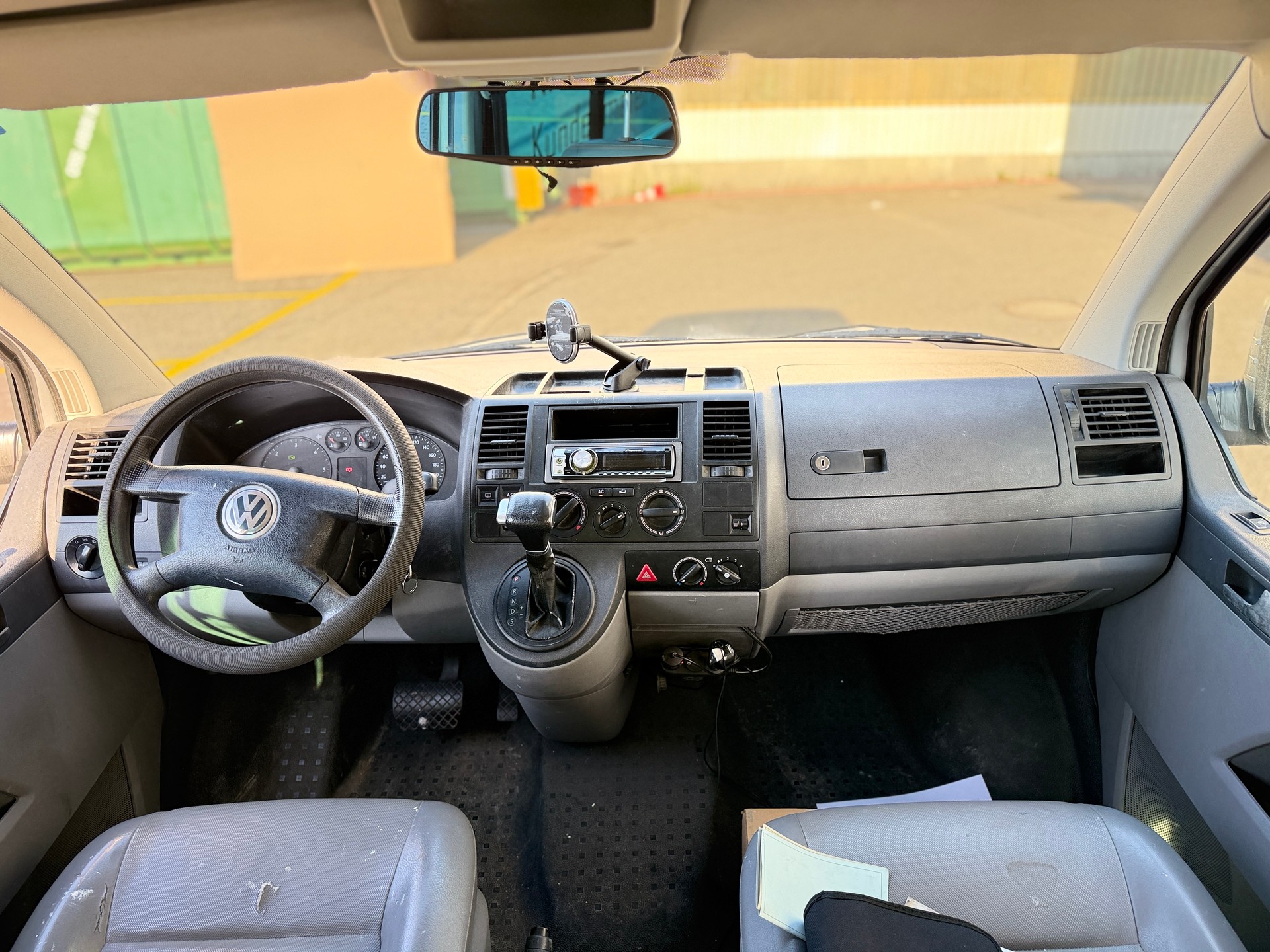 VW T5 Caravelle Trend 2.5 TDI PD-image-10