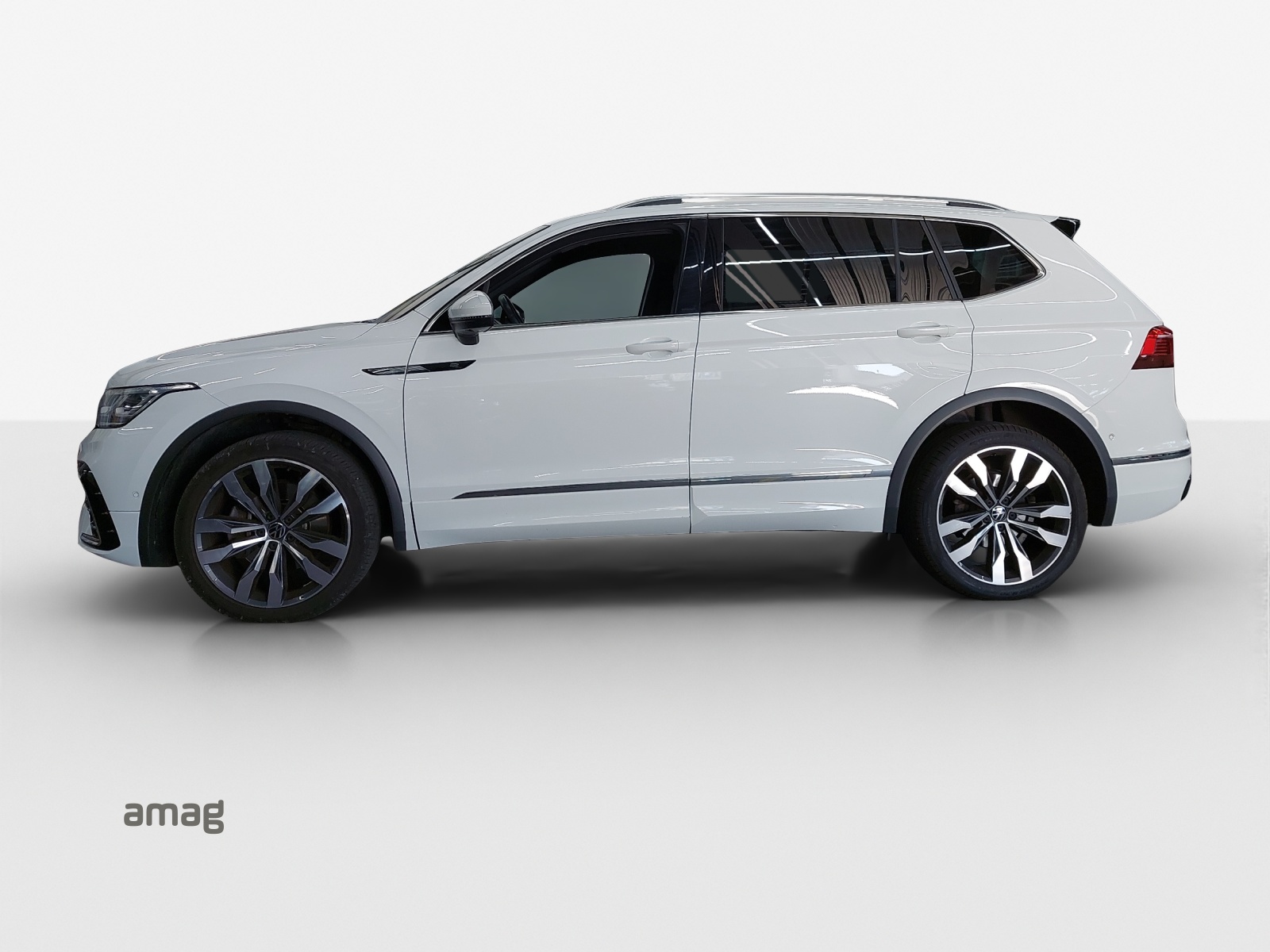 VW Tiguan Allspace 2.0TSI R-Line 4Motion DSG-image-1