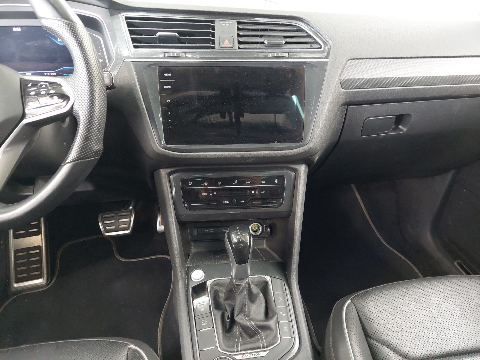 VW Tiguan Allspace 2.0TSI R-Line 4Motion DSG-image-10