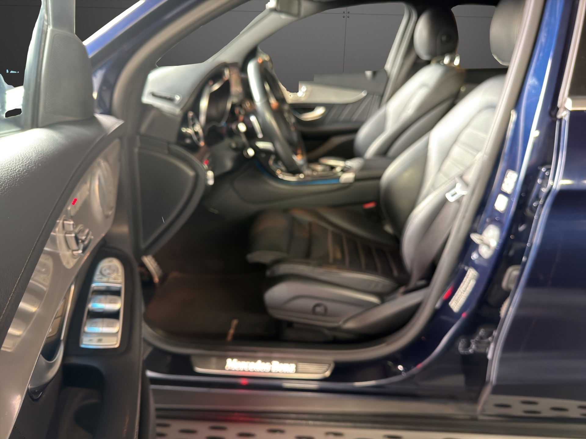 MERCEDES-BENZ GLC Coupé 350 d AMG Line 4Matic 9G-Tronic-image-10