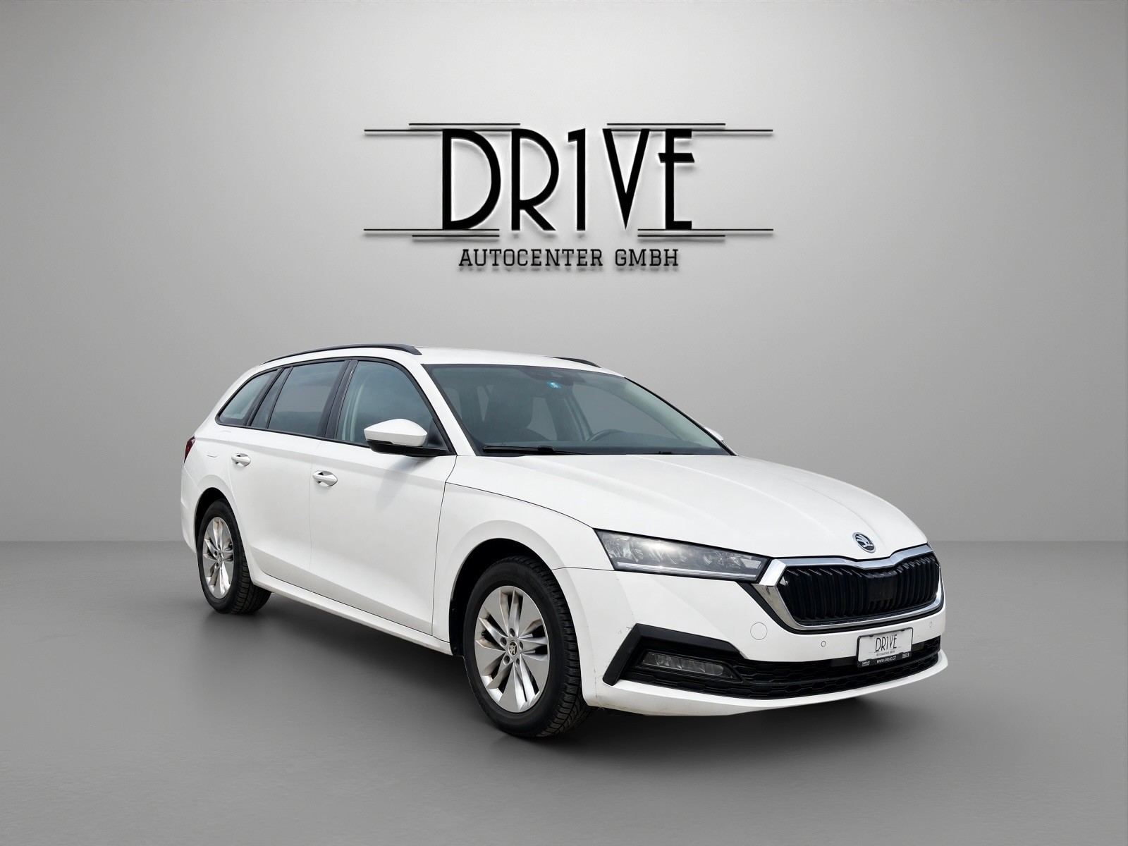 SKODA Octavia Combi 2.0 TDI DSG Ambition 4x4-image-2