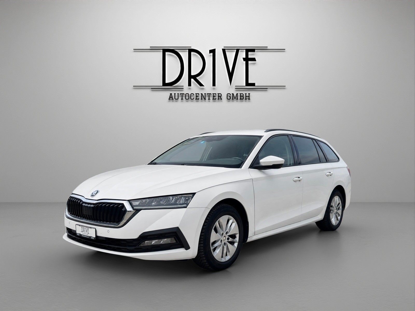 SKODA Octavia Combi 2.0 TDI DSG Ambition 4x4-image-0
