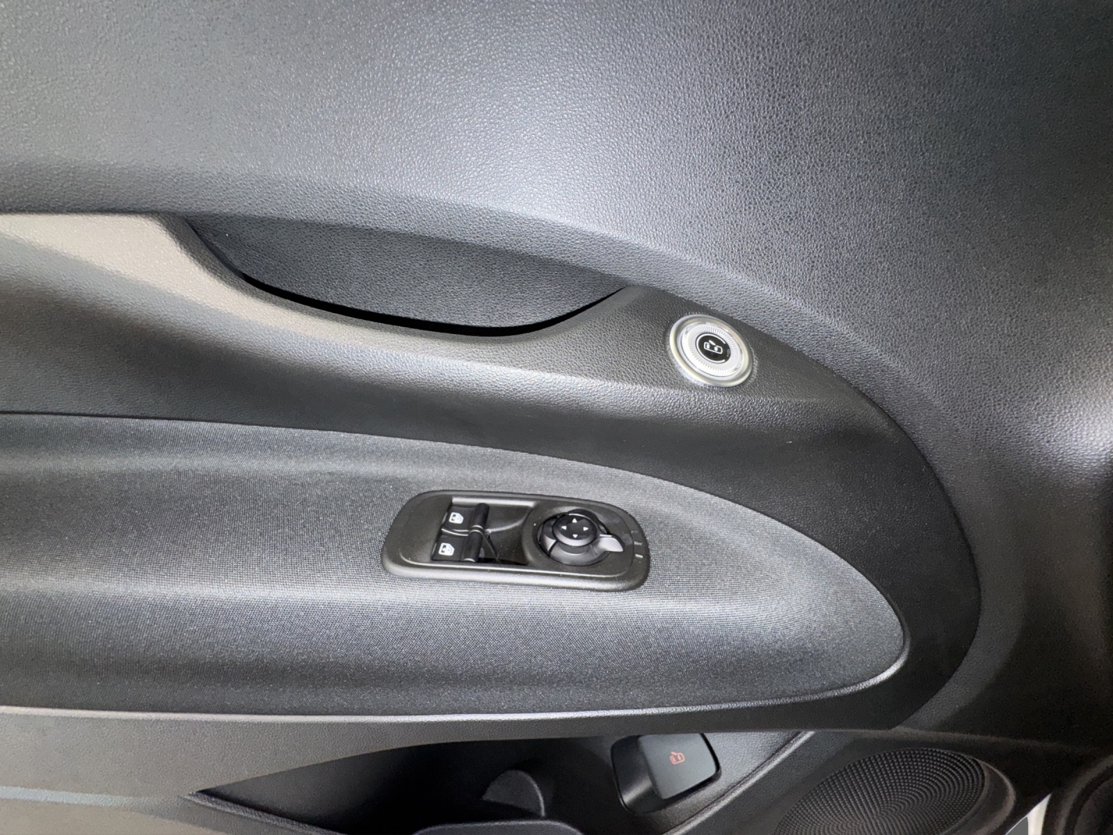 FIAT 500 Cabrio 1.0 Hybrid Dolcevita-image-13