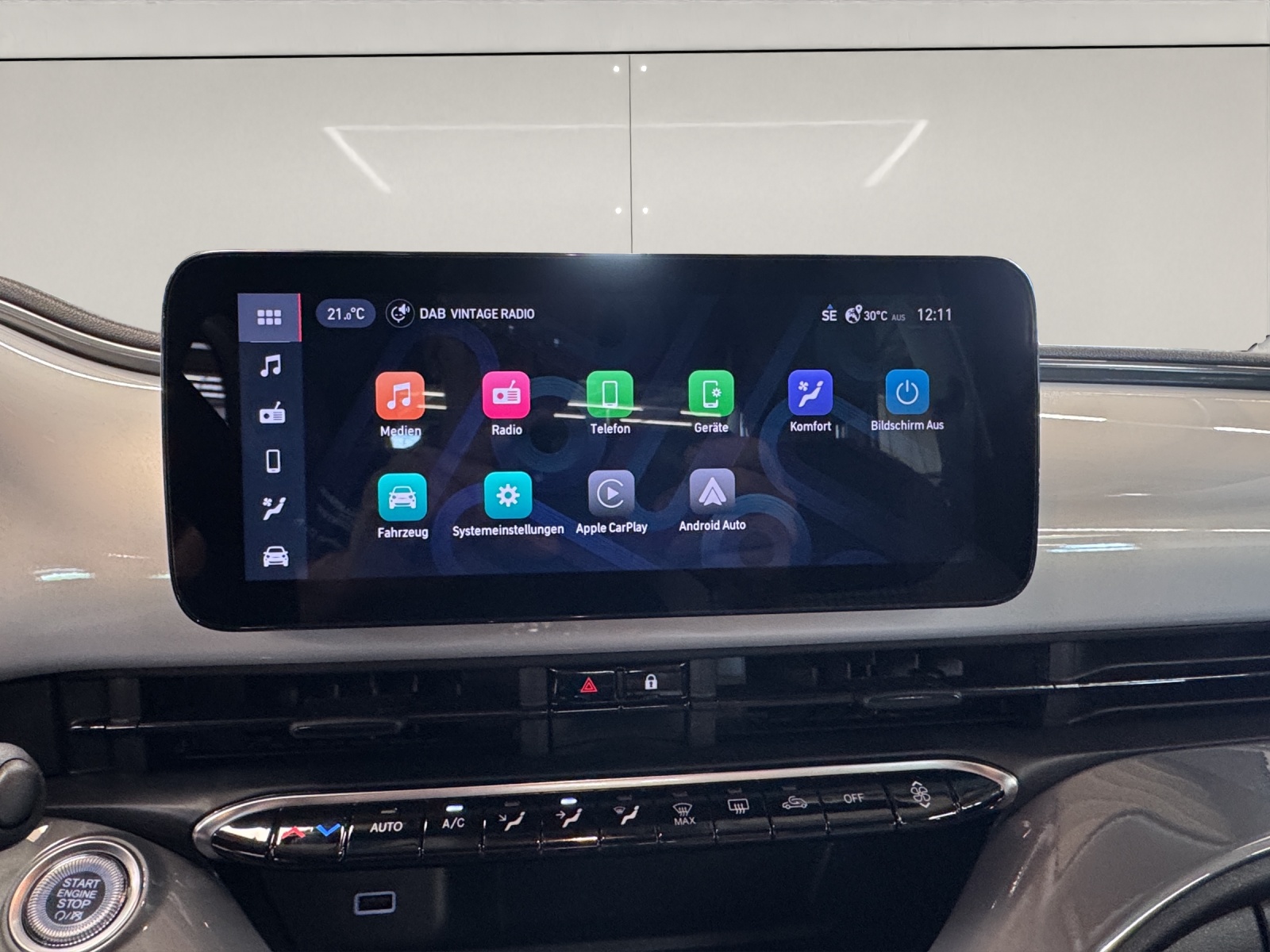 FIAT 500 Cabrio 1.0 Hybrid Dolcevita-image-8