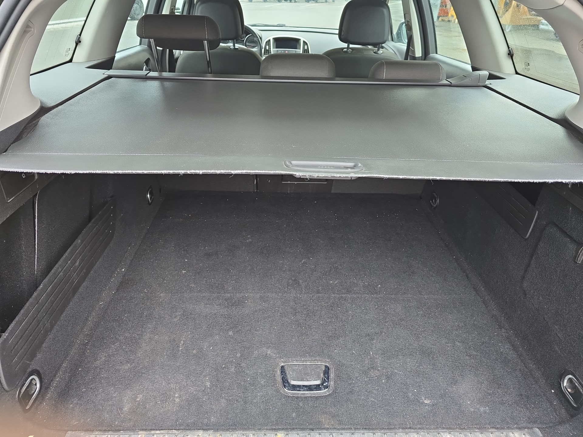 OPEL Astra SportsTourer 1.4i 16V Turbo-image-10