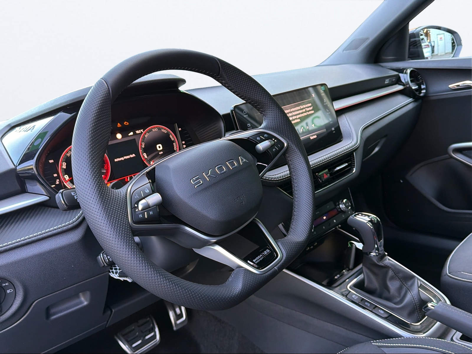 SKODA Fabia 1.5 TSI Motorsport DSG-image-10