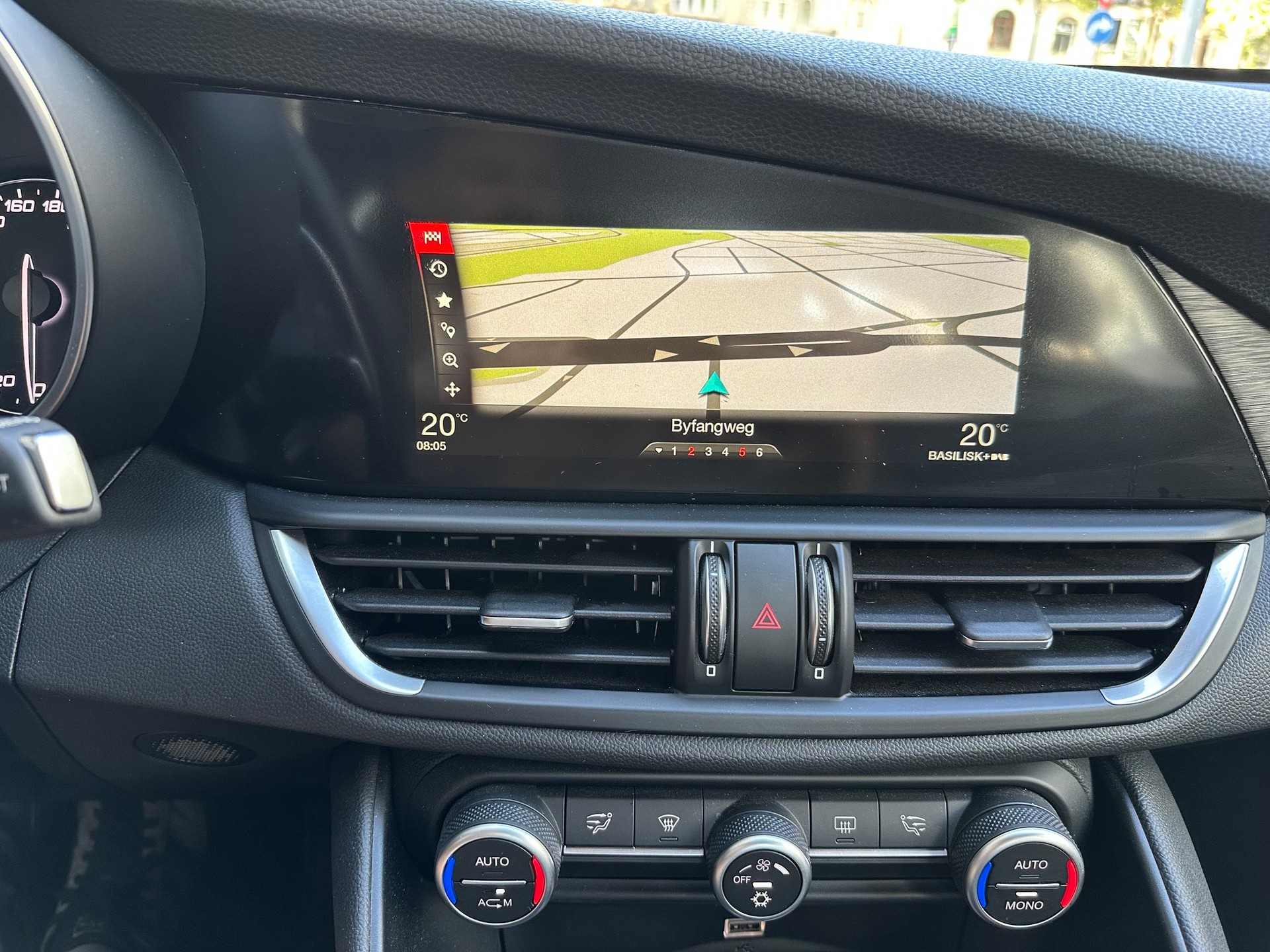ALFA ROMEO Giulia 2.0 Super Automatic-image-11