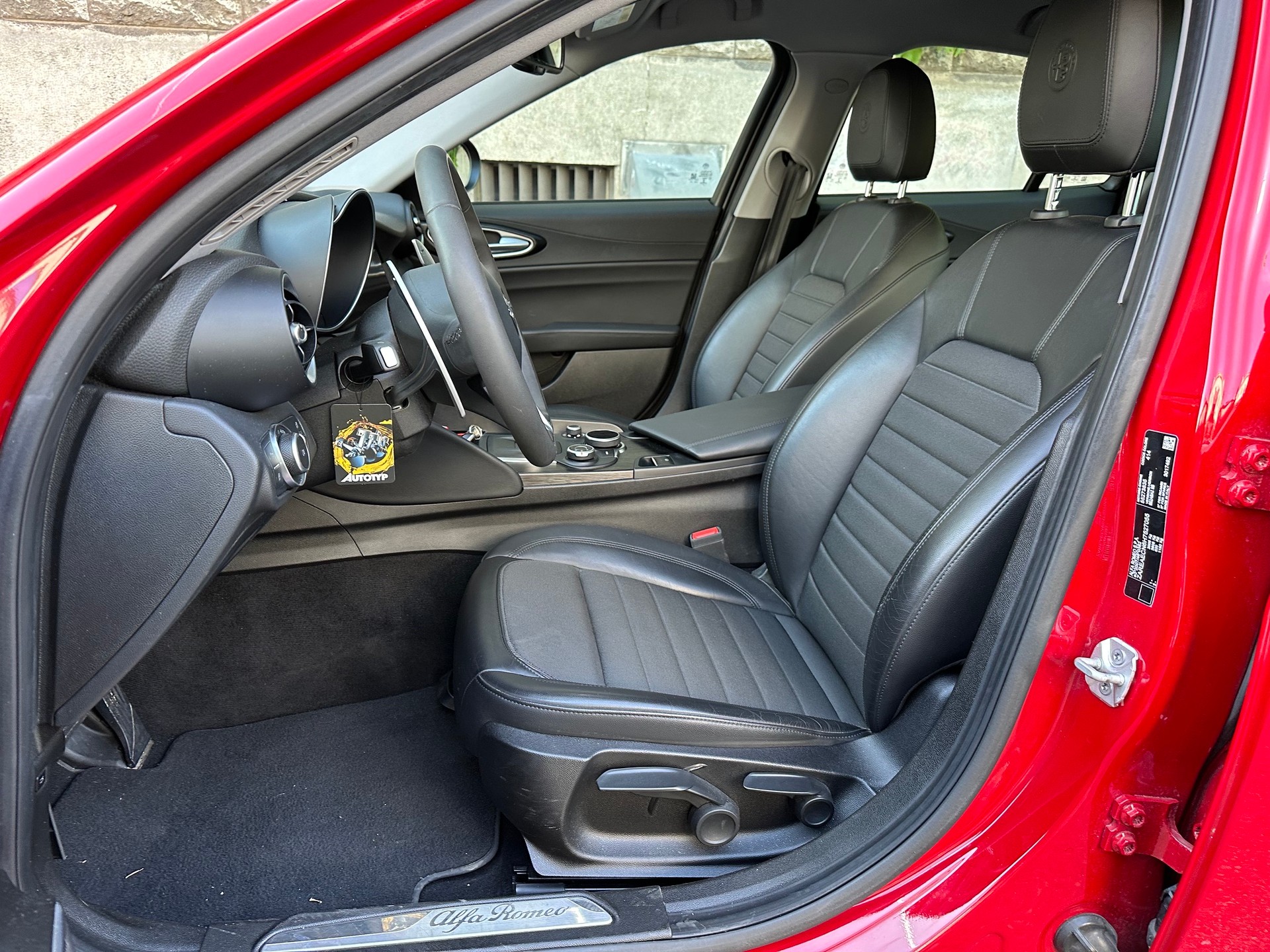 ALFA ROMEO Giulia 2.0 Super Automatic-image-8