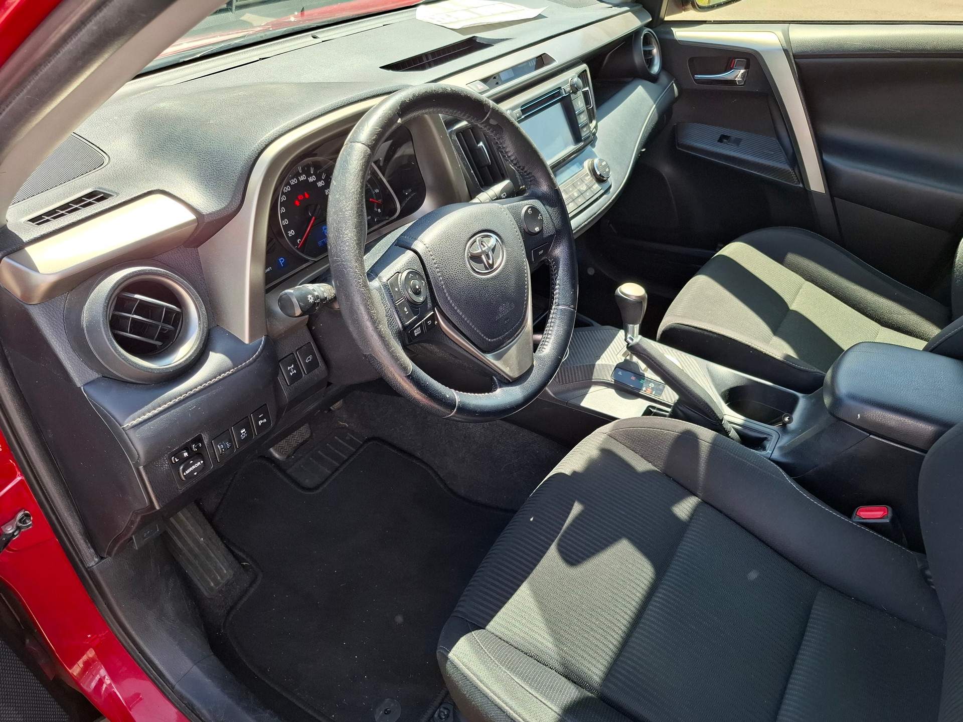 TOYOTA RAV-4 2.2D-CAT Sol Premium AT-image-7