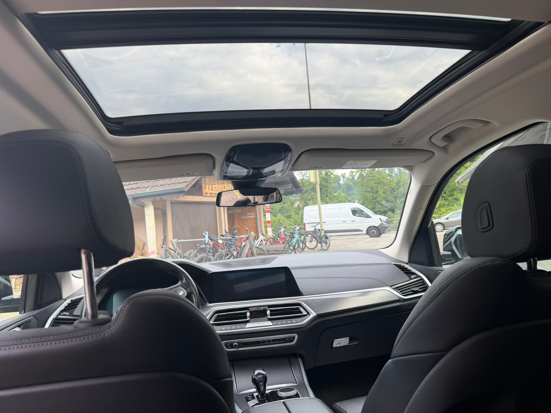BMW X5 xDrive 48V 30d Steptronic-image-6