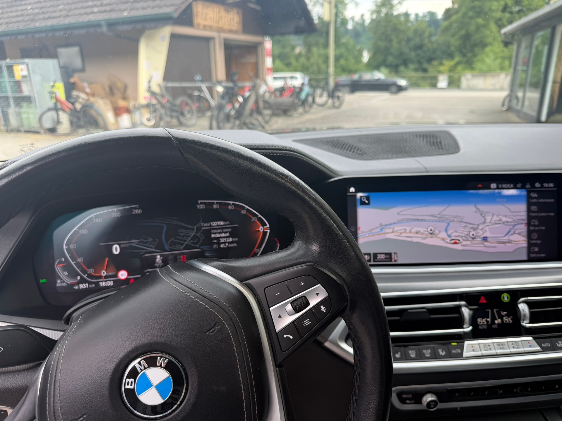 BMW X5 xDrive 48V 30d Steptronic-image-11