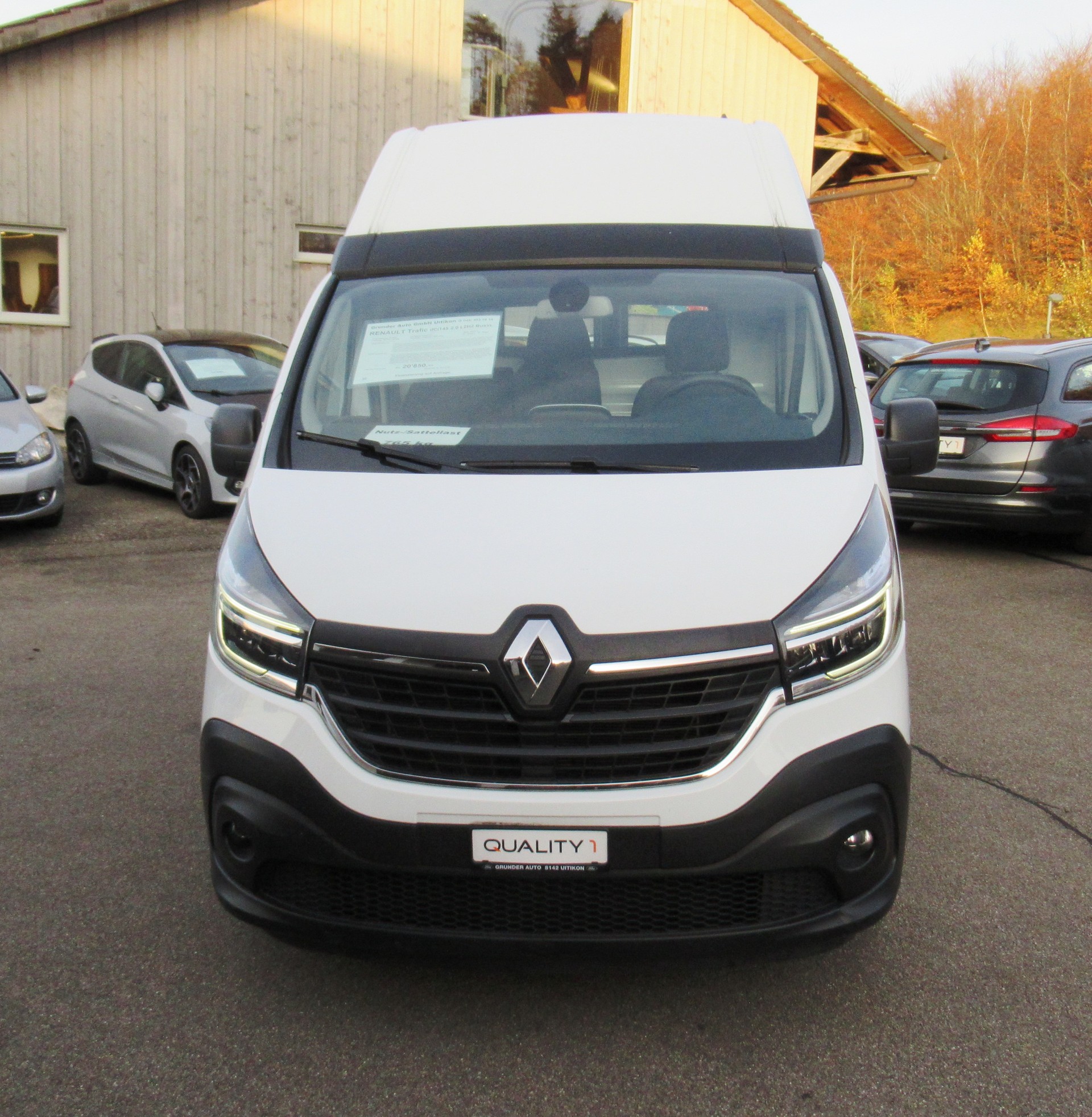 RENAULT Trafic 2.0 ENERGY dCi145 3.0t Business L2H2-image-2