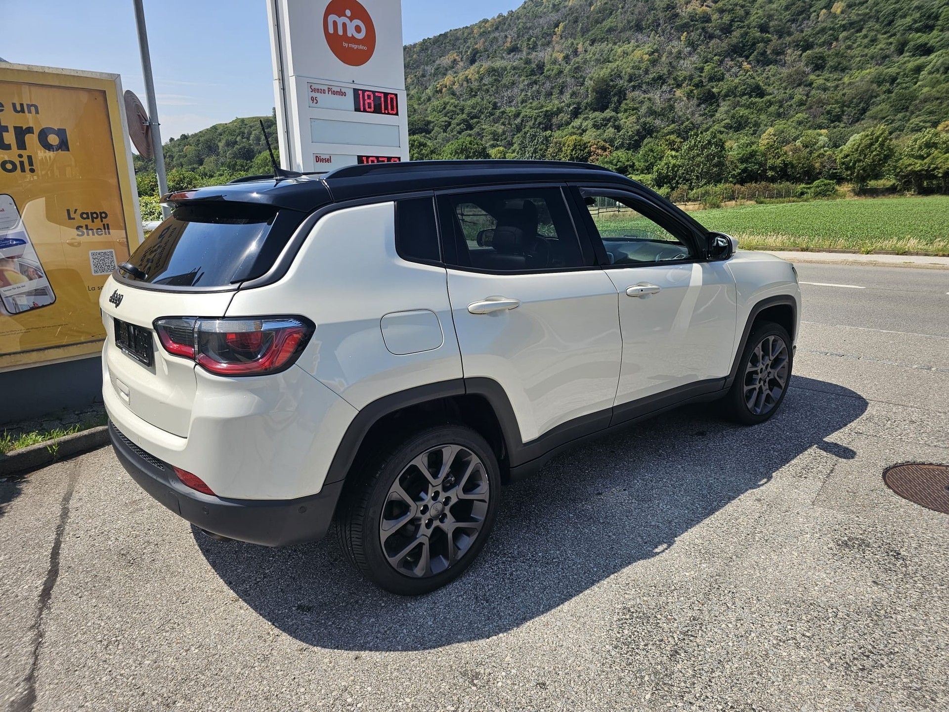JEEP Compass 1.4 Turbo S Sport Edition AWD 9ATX-image-2