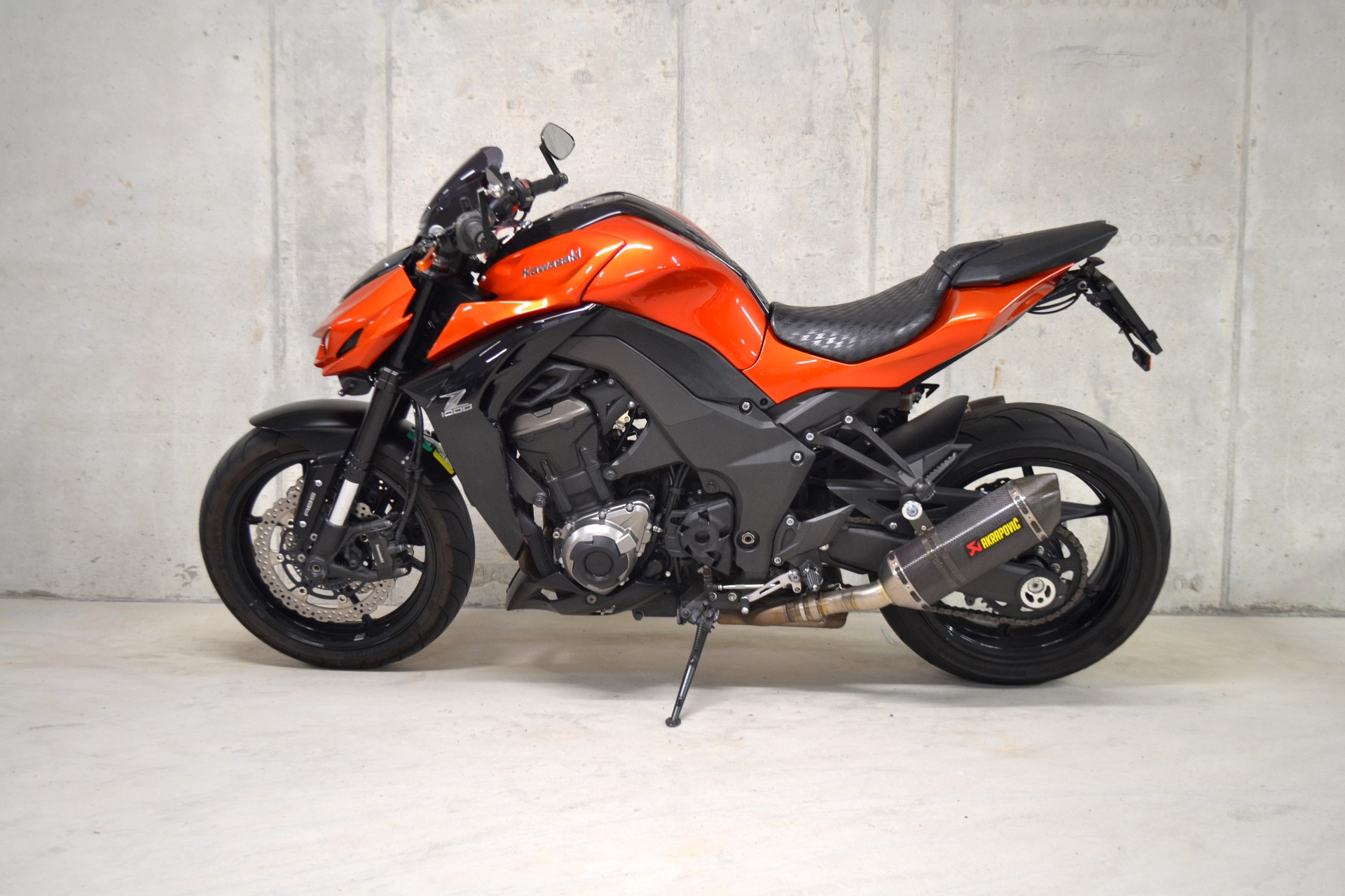 KAWASAKI Z 1000 ABS-showroom-element-2