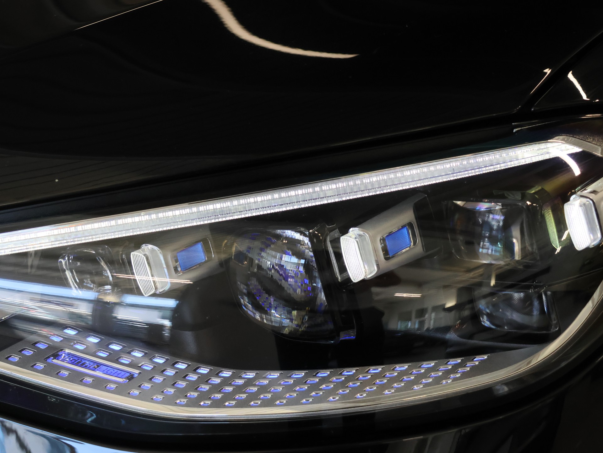 MERCEDES-BENZ S 580 4Matic Maybach Business Class 9G-Tronic *Massagesitze* *Burmester* *Panoramadach*-image-9