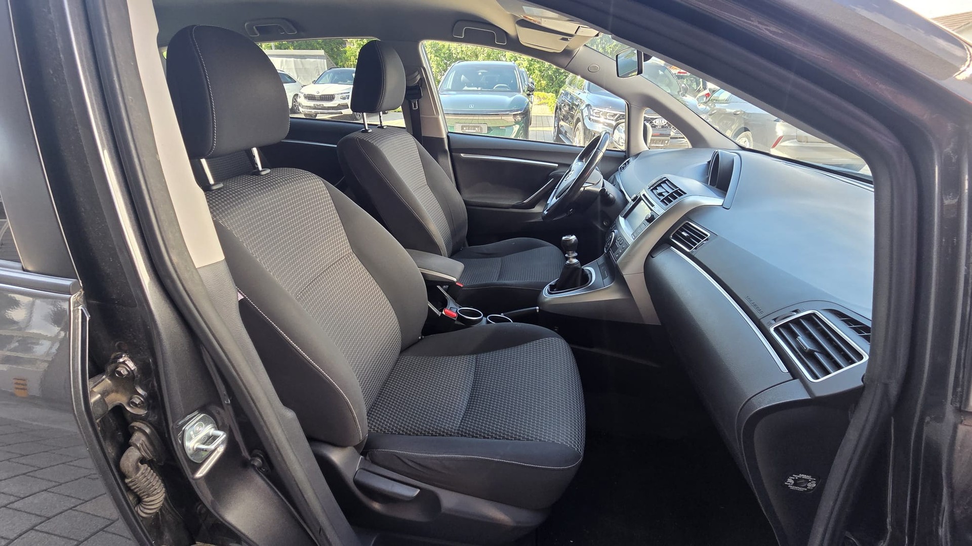 TOYOTA Verso 1.6 D-4D Luna-image-10