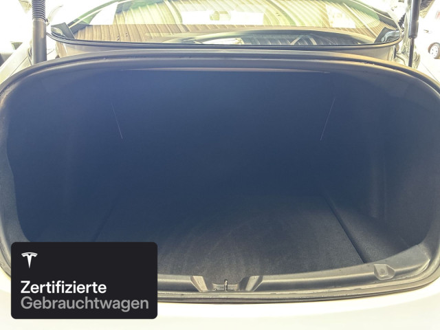 TESLA Model 3 Long Range AWD-image-15
