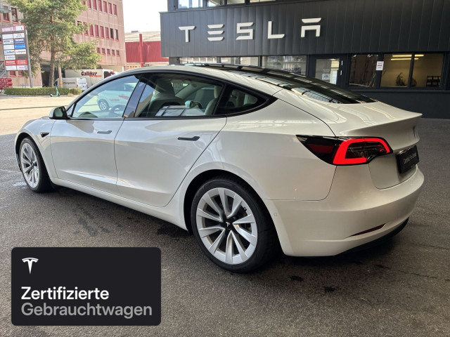 TESLA Model 3 Long Range AWD-image-6