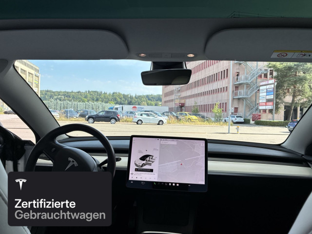 TESLA Model 3 Long Range AWD-image-14