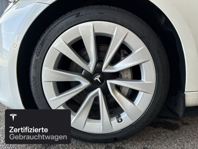 TESLA Model 3 Long Range AWD-image-4