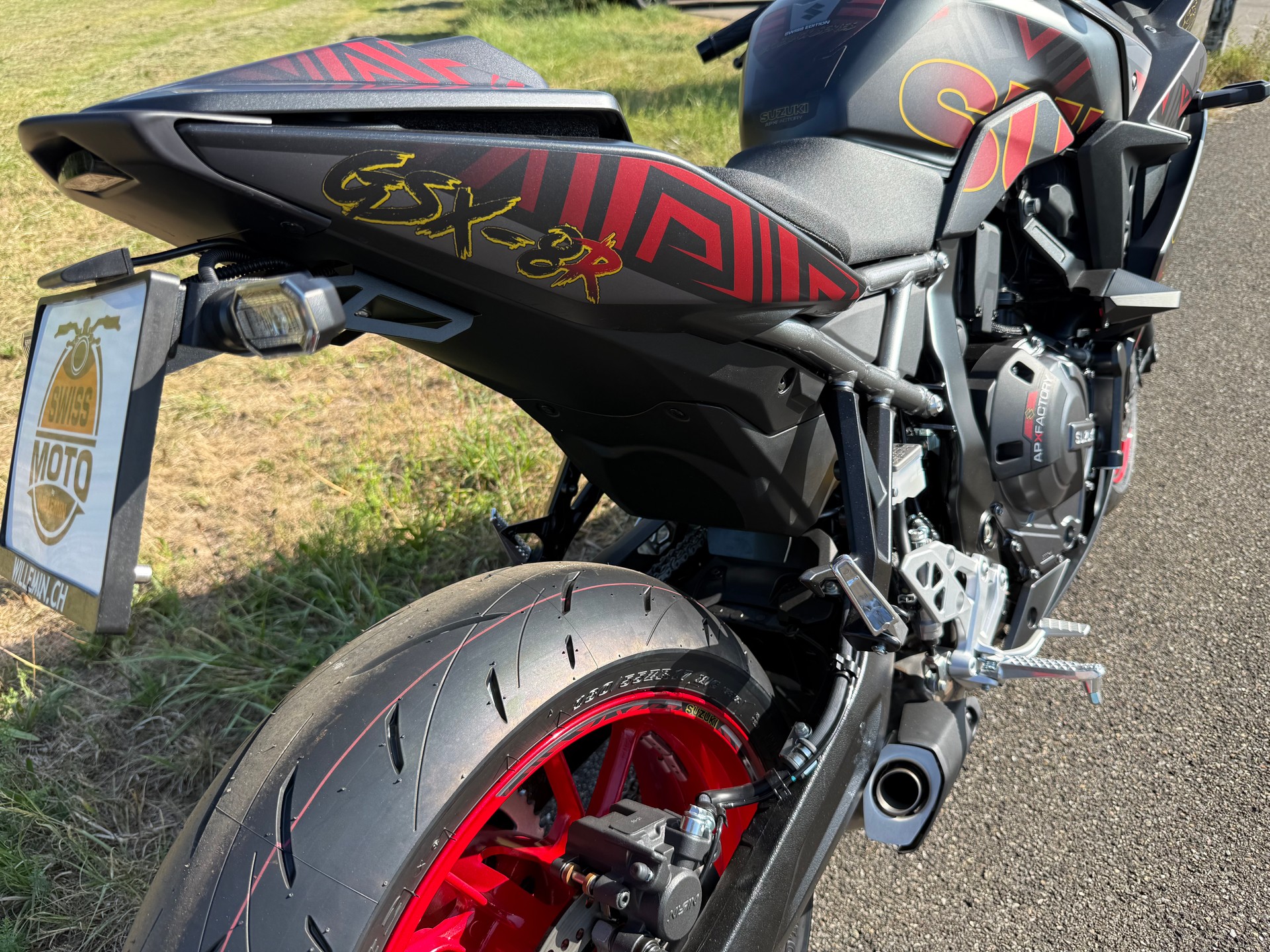 SUZUKI GSX 8 S EVO-image-11