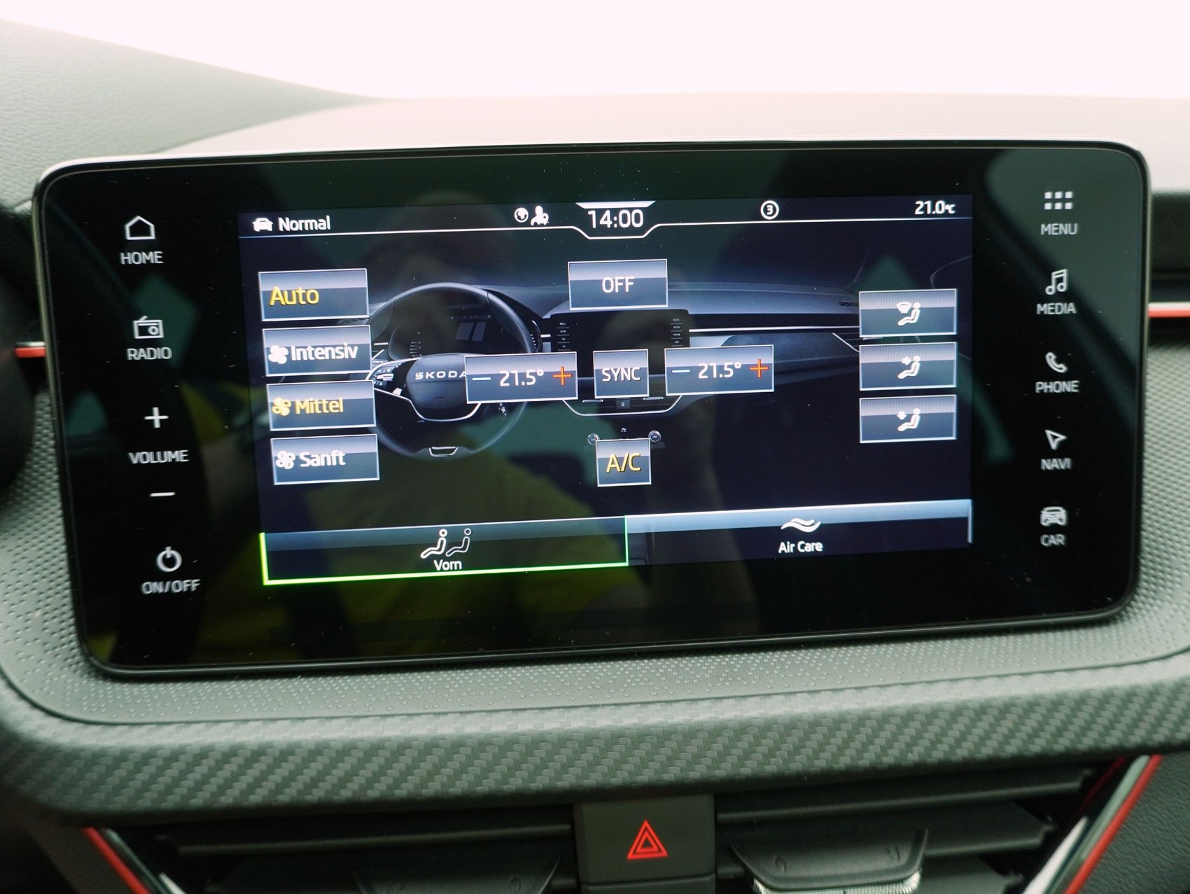SKODA Kamiq 1.5 TSI DSG Monte Carlo-image-16