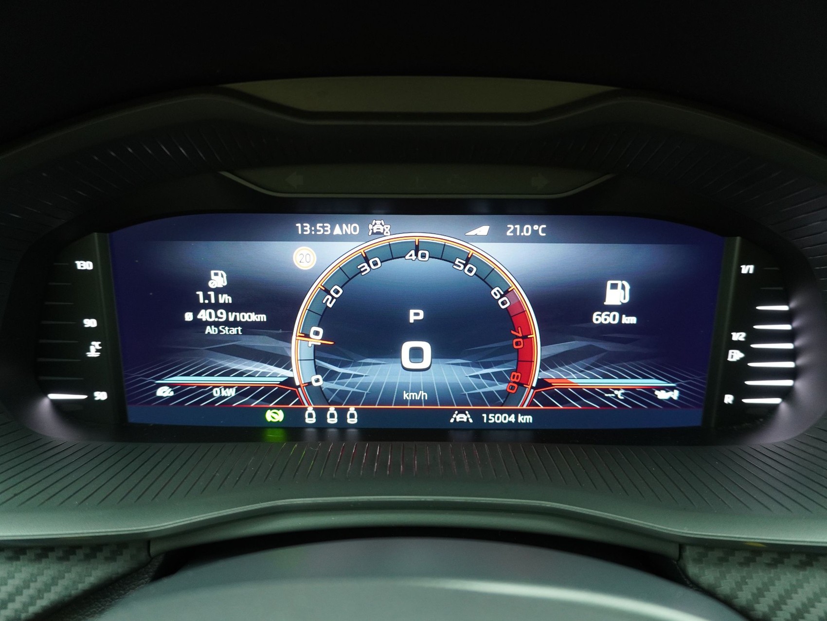 SKODA Kamiq 1.5 TSI DSG Monte Carlo-image-15