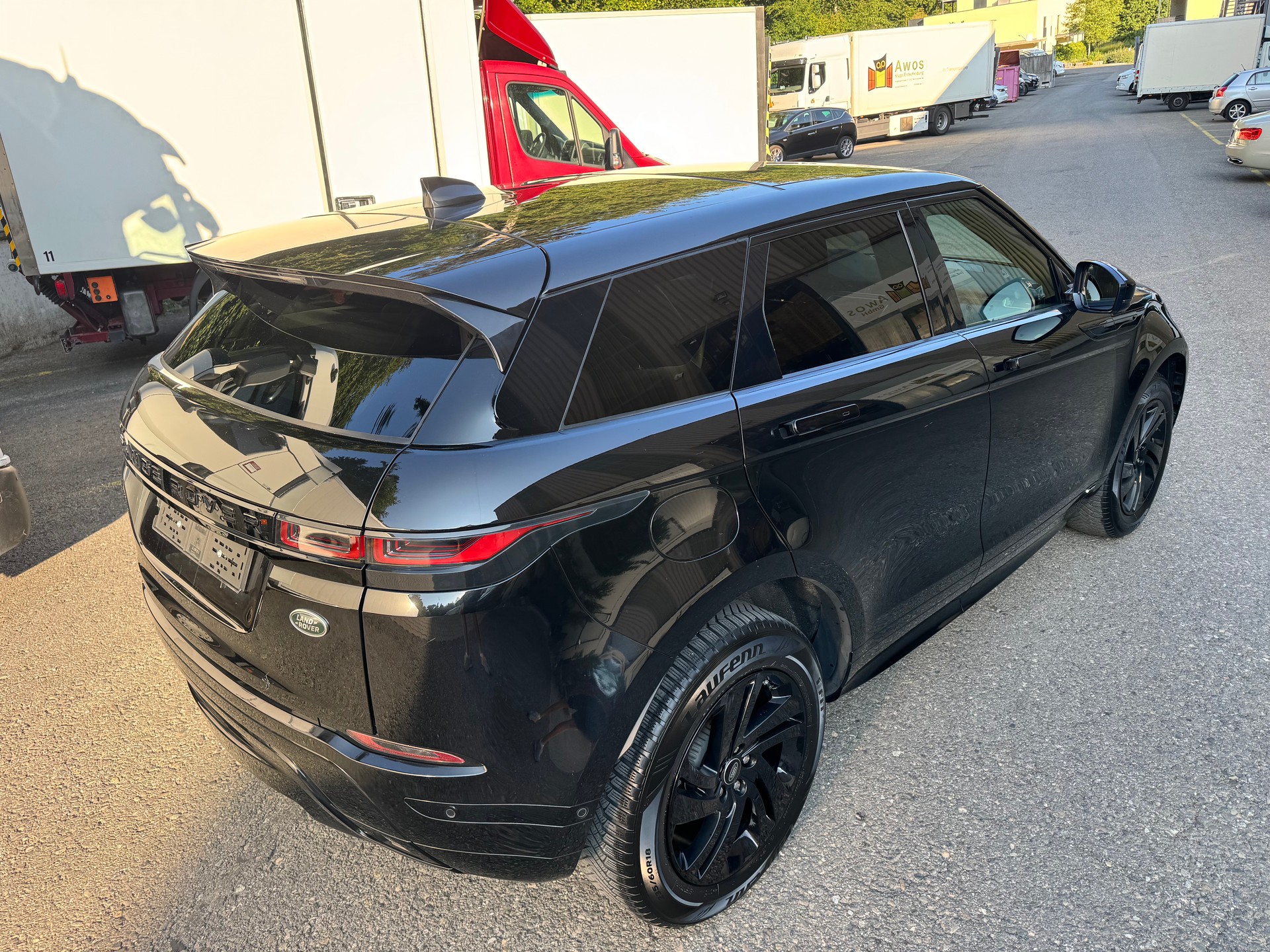 LAND ROVER Range Rover Evoque R-Dynamic P 200 HSE AT9-image-3