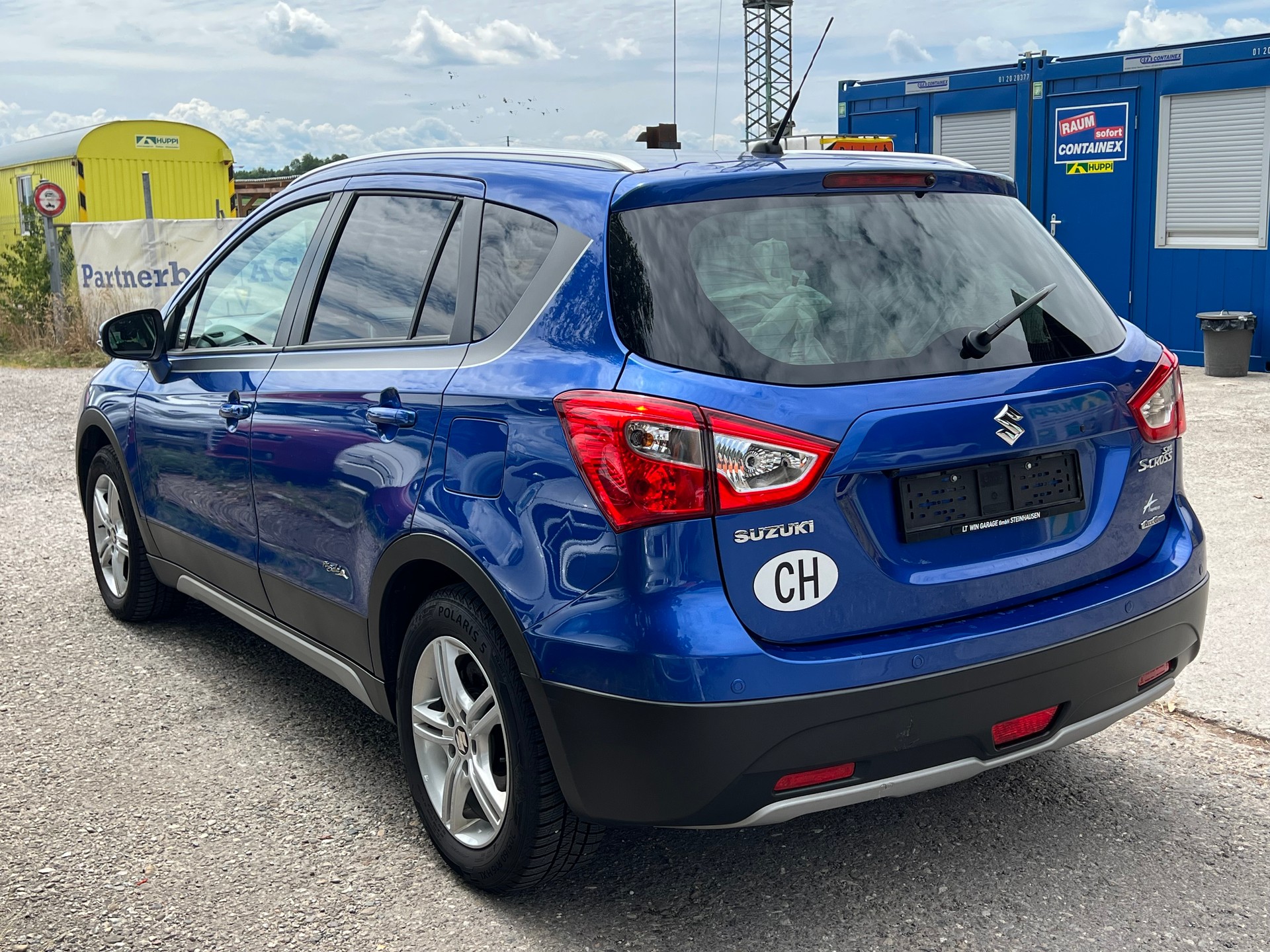 SUZUKI SX4 S-Cross 1.6 TD PizSulai Top 4WD TCSS-image-6