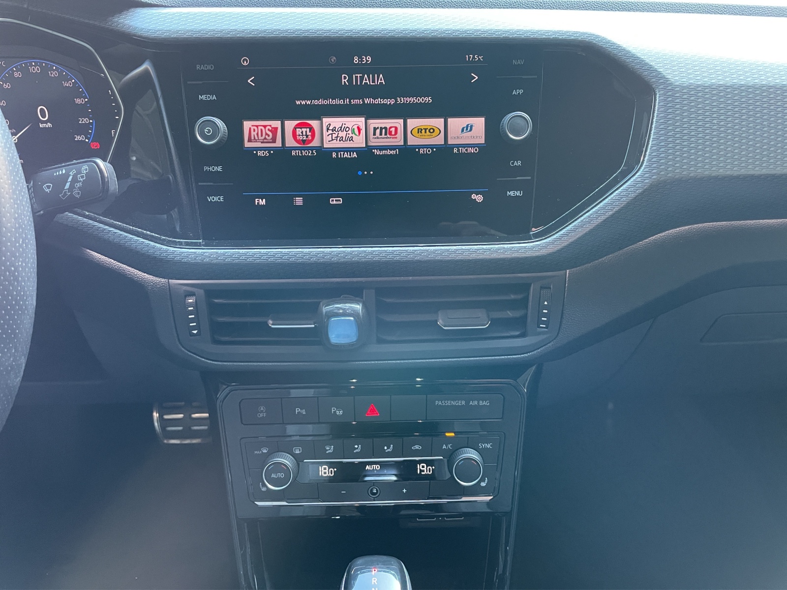 VW T-Cross 1.0 TSI Style DSG-image-10
