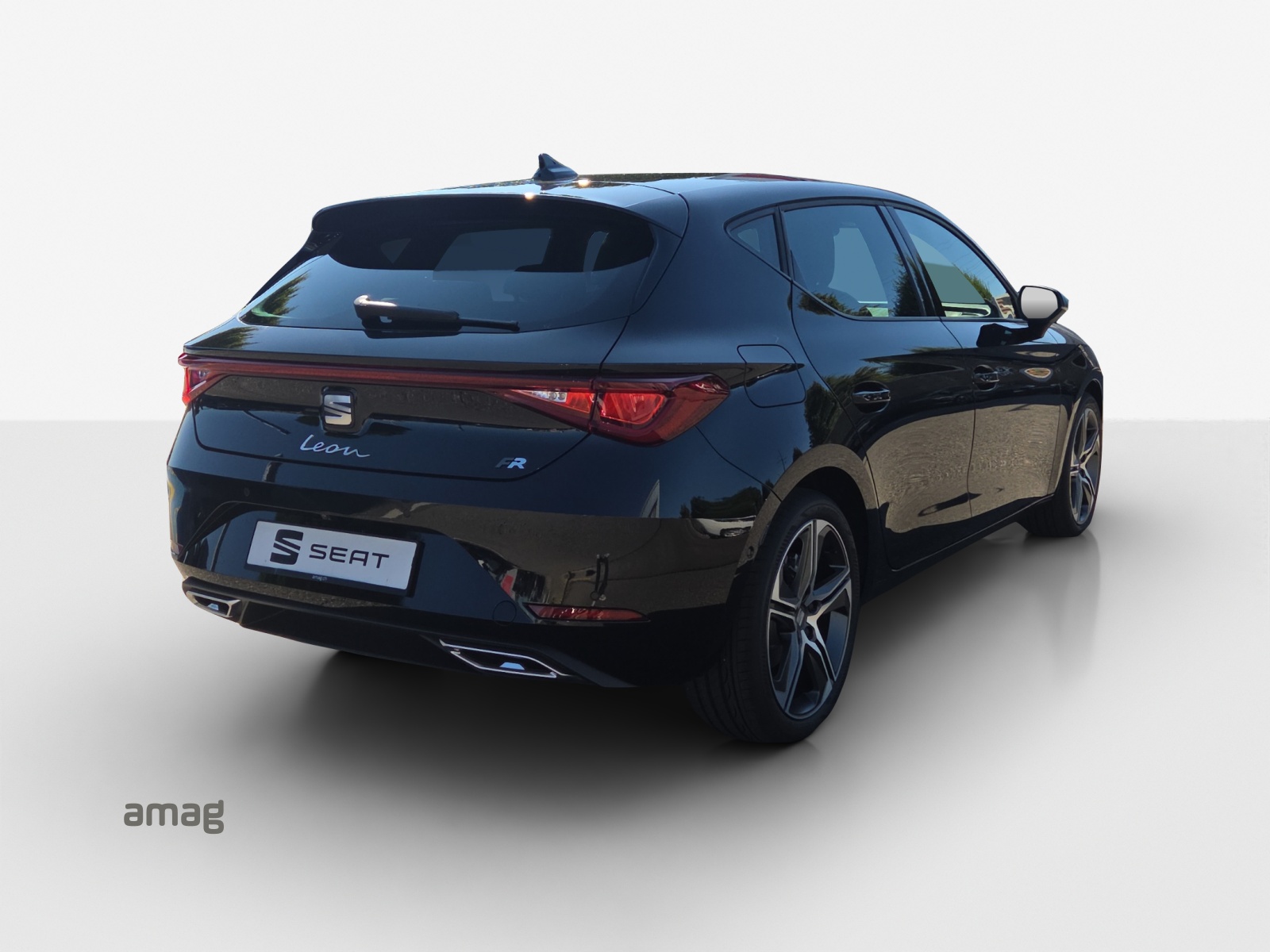 SEAT Leon 1.5 eTSI mHEV DSG Move FR-image-4