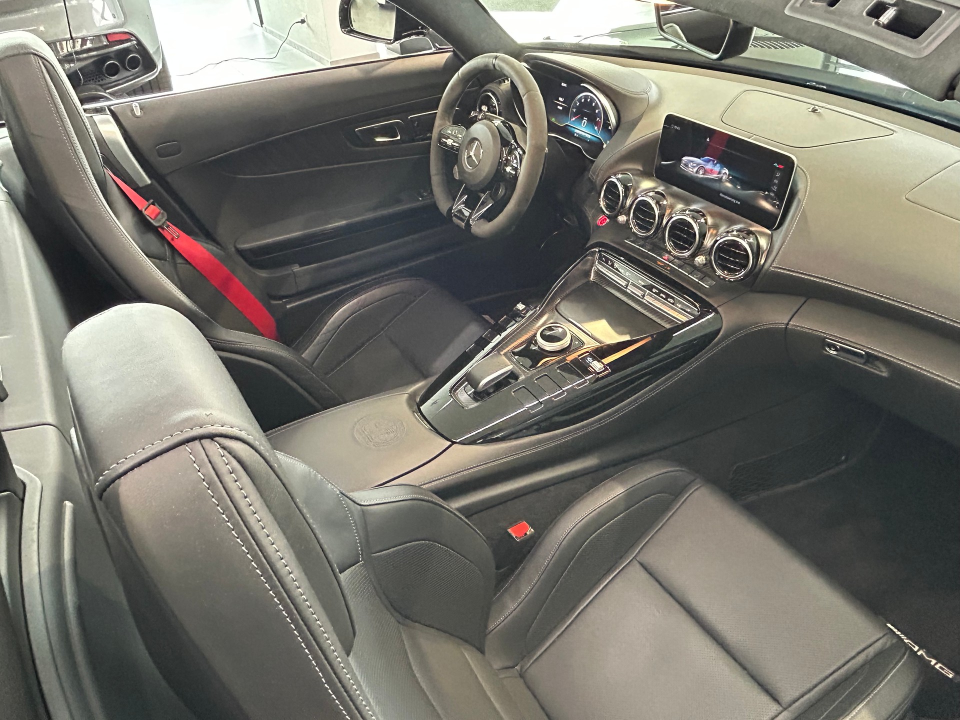 MERCEDES-BENZ AMG GT C Roadster Speedshift DCT " Top Zustand "-image-14