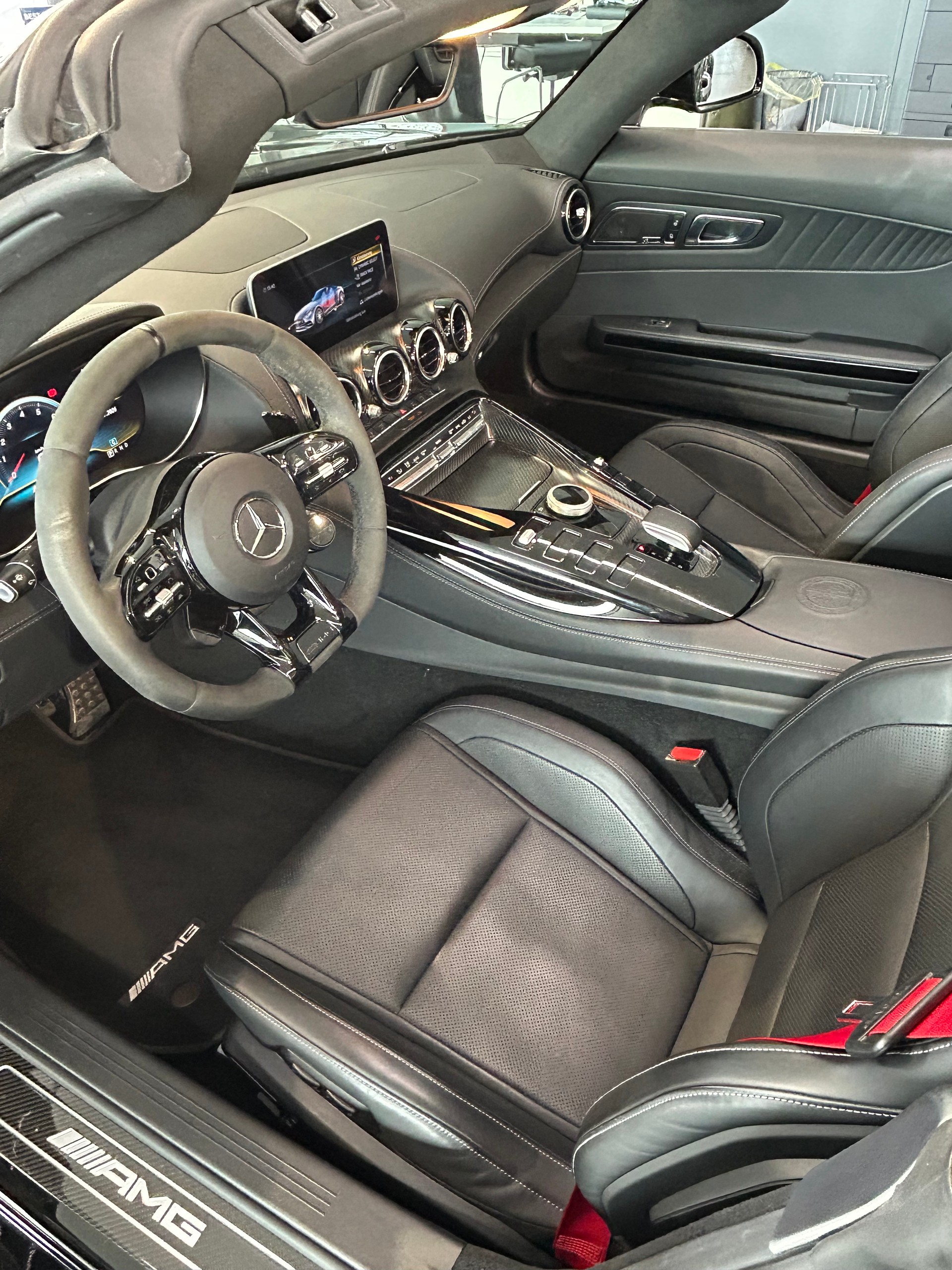 MERCEDES-BENZ AMG GT C Roadster Speedshift DCT " Top Zustand "-image-12