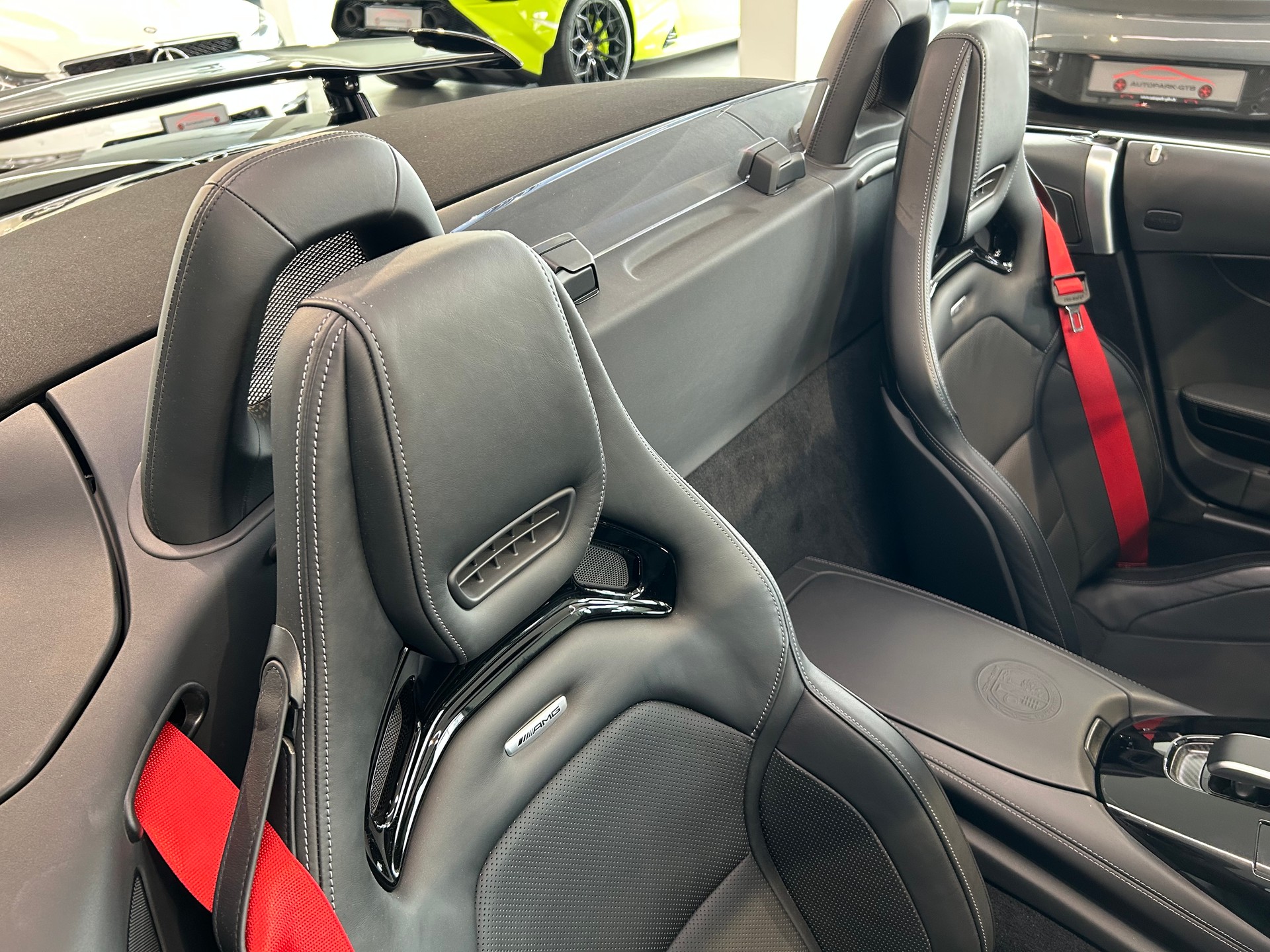 MERCEDES-BENZ AMG GT C Roadster Speedshift DCT " Top Zustand "-image-15