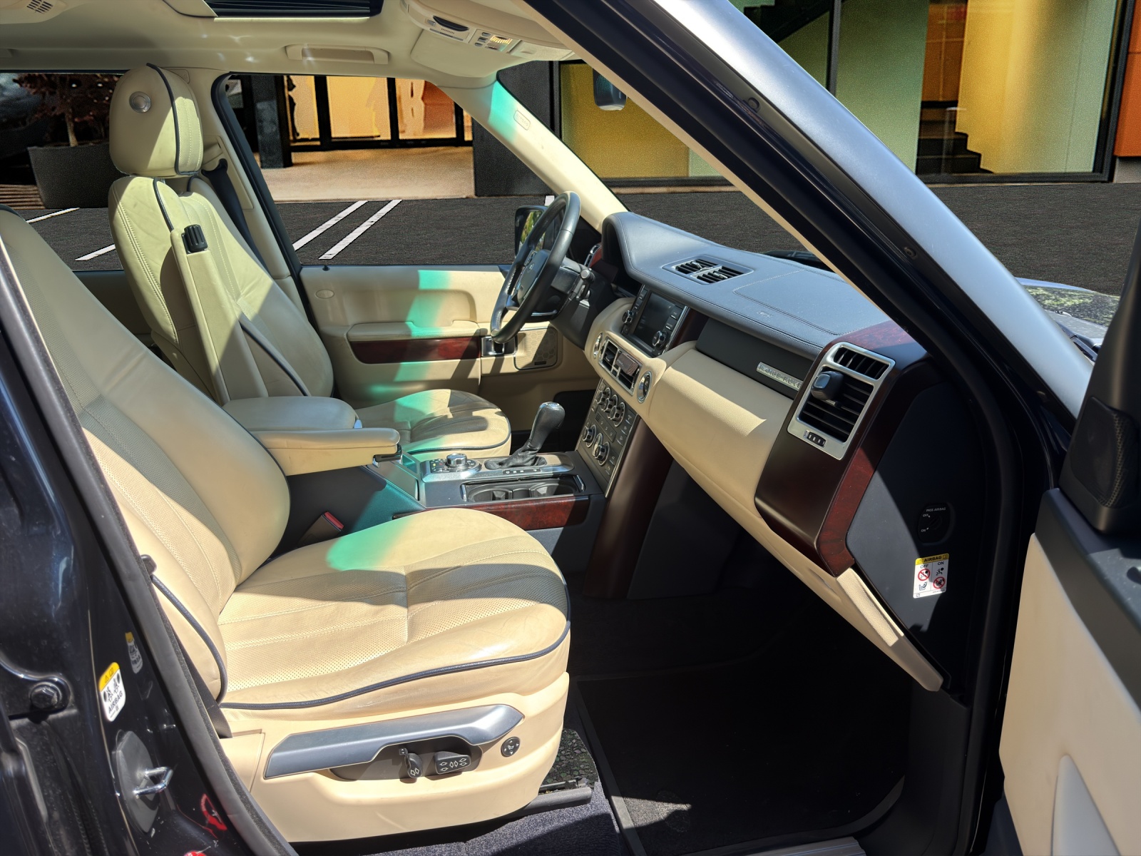 LAND ROVER Range Rover 3.6 TDV8 HSE-image-4