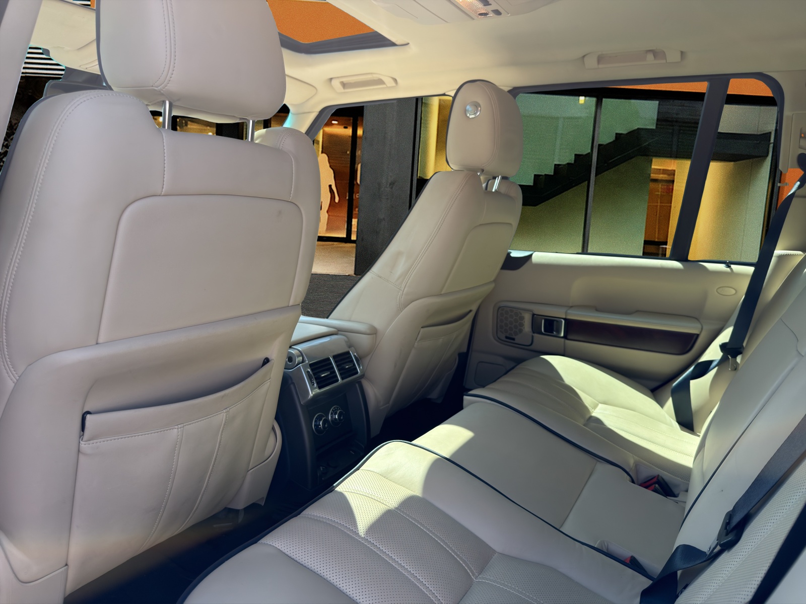 LAND ROVER Range Rover 3.6 TDV8 HSE-image-10