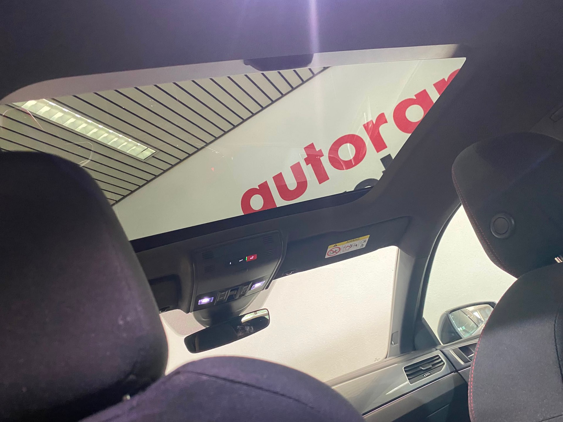 VW Polo 2.0 TSI GTI DSG-image-9