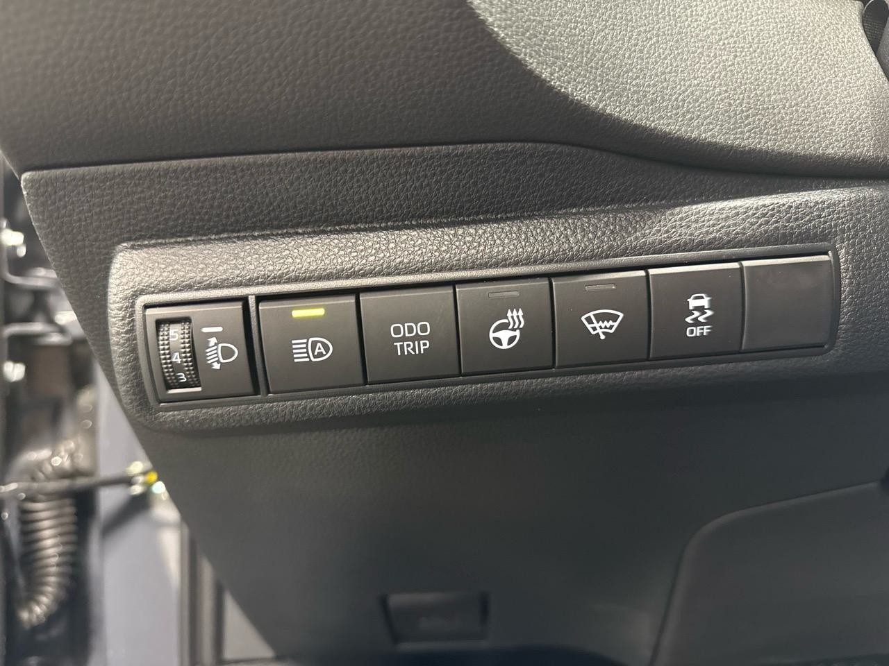 TOYOTA Corolla TS 1.8 HSD Sportline e-CVT 140HP-image-7