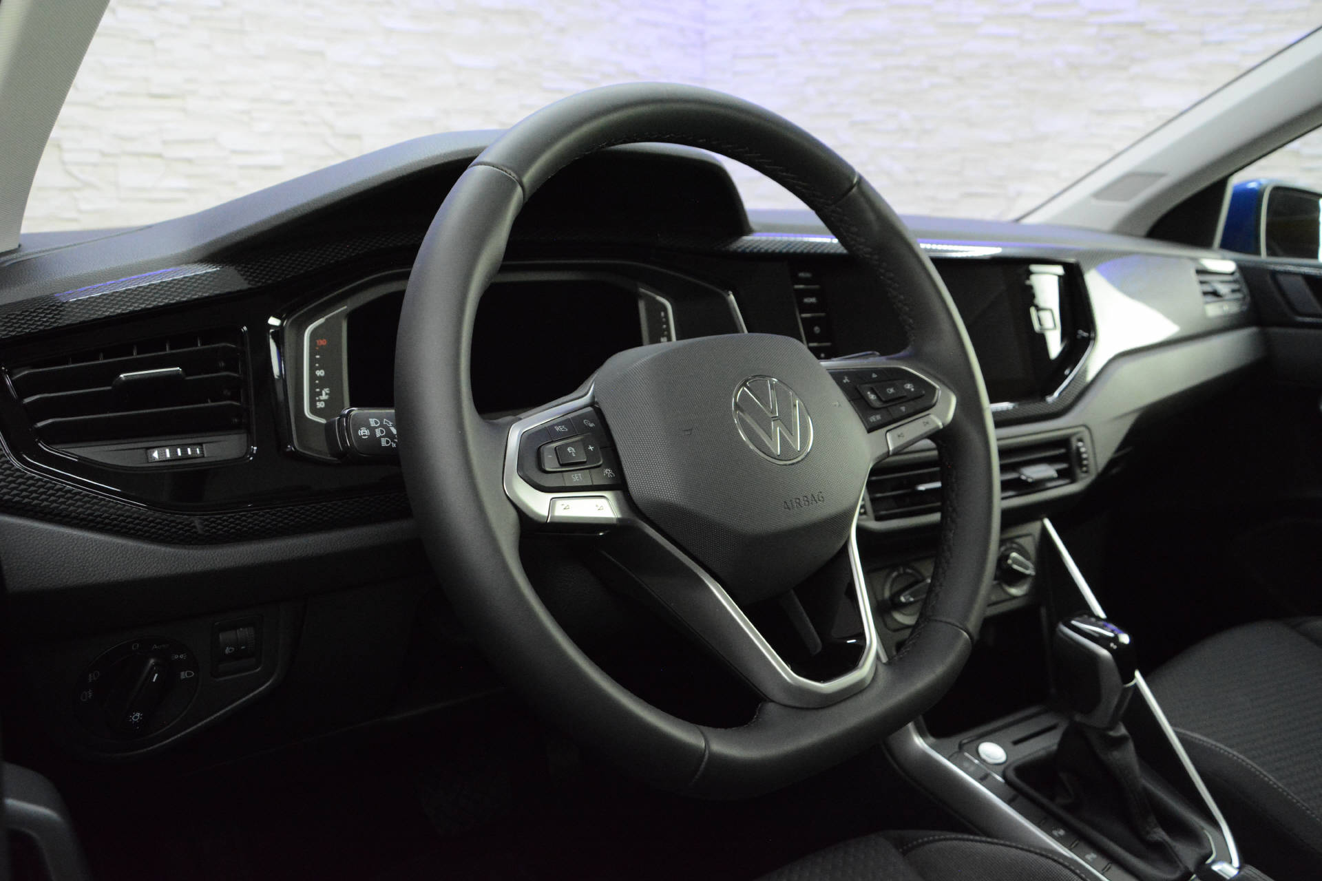 VW Polo 1.0 TSI 115 Life DSG-image-11