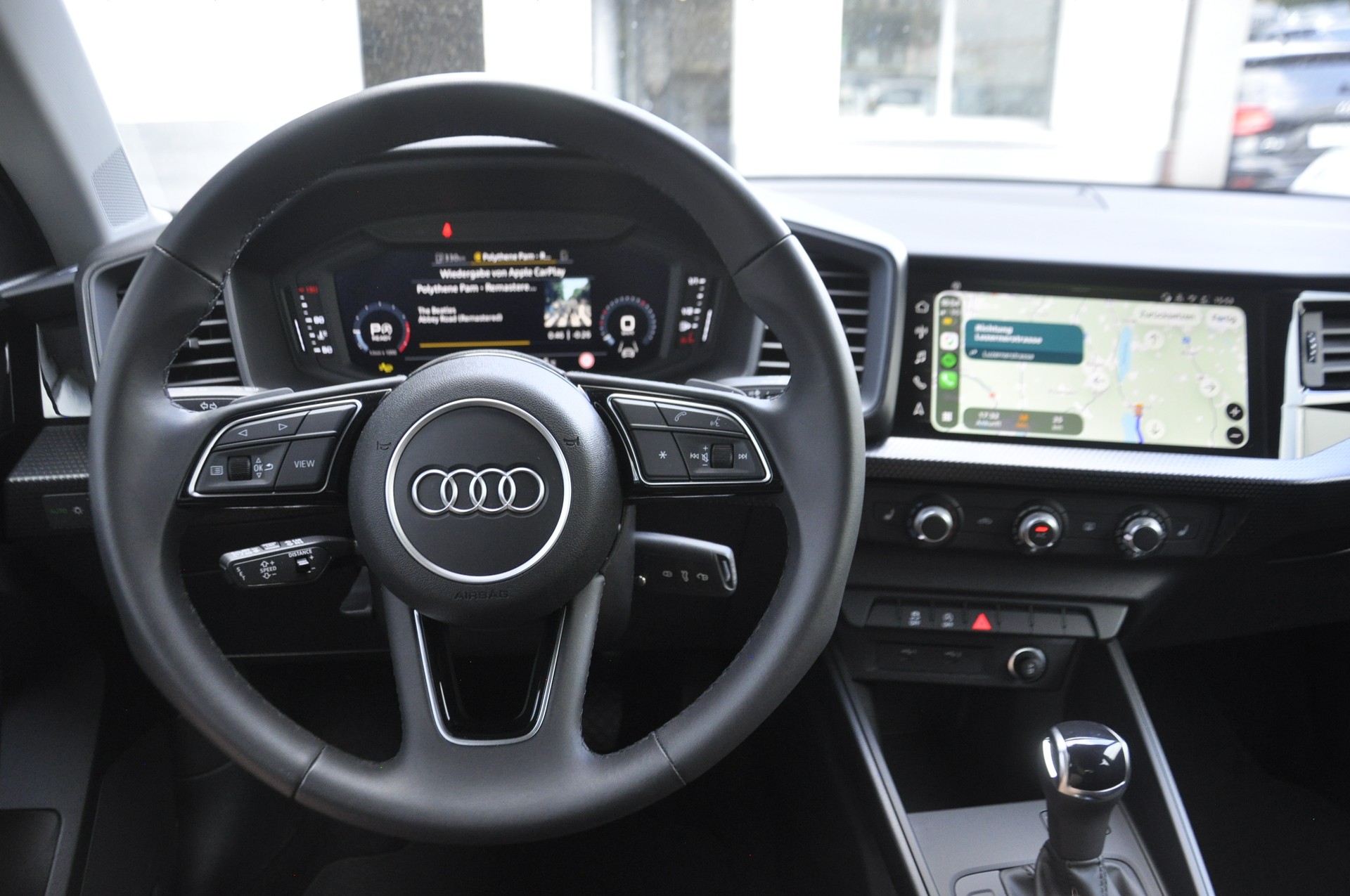 AUDI A1 Sportback 30 TFSI S-tronic-image-9