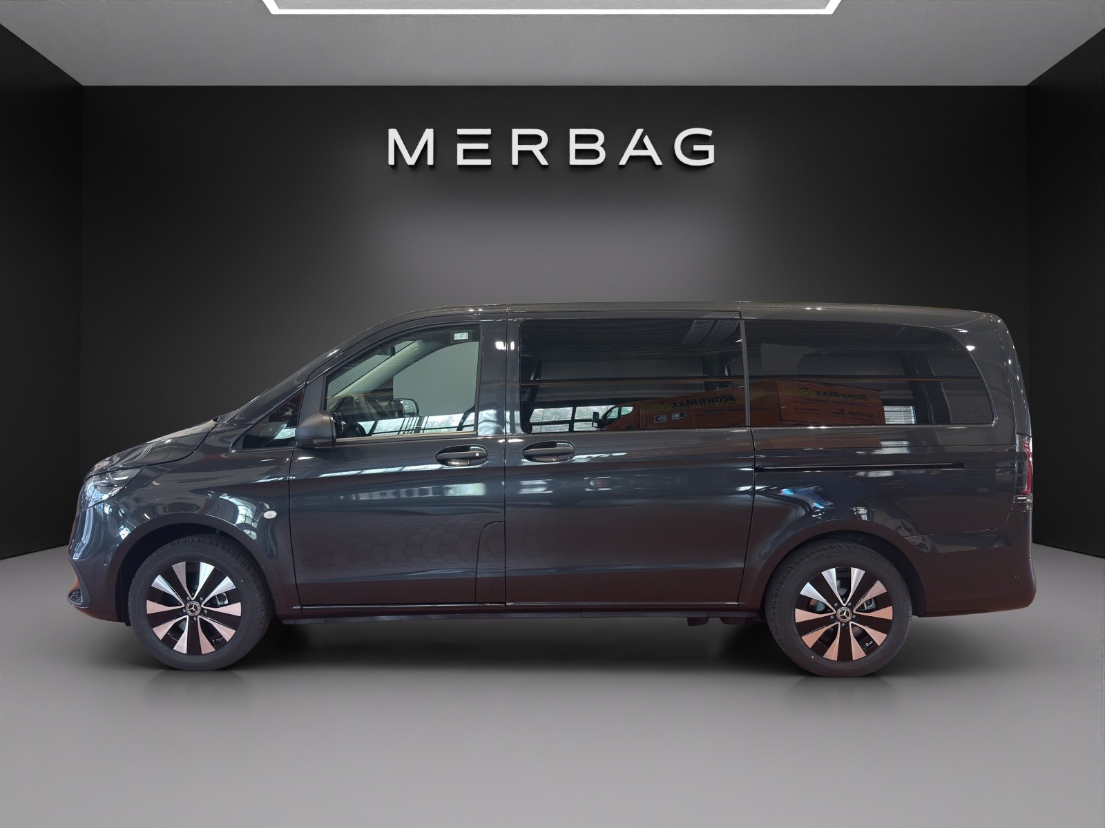 MERCEDES-BENZ Vito 119 CDI Lang Tourer 9G-Tronic 4M Select-image-4