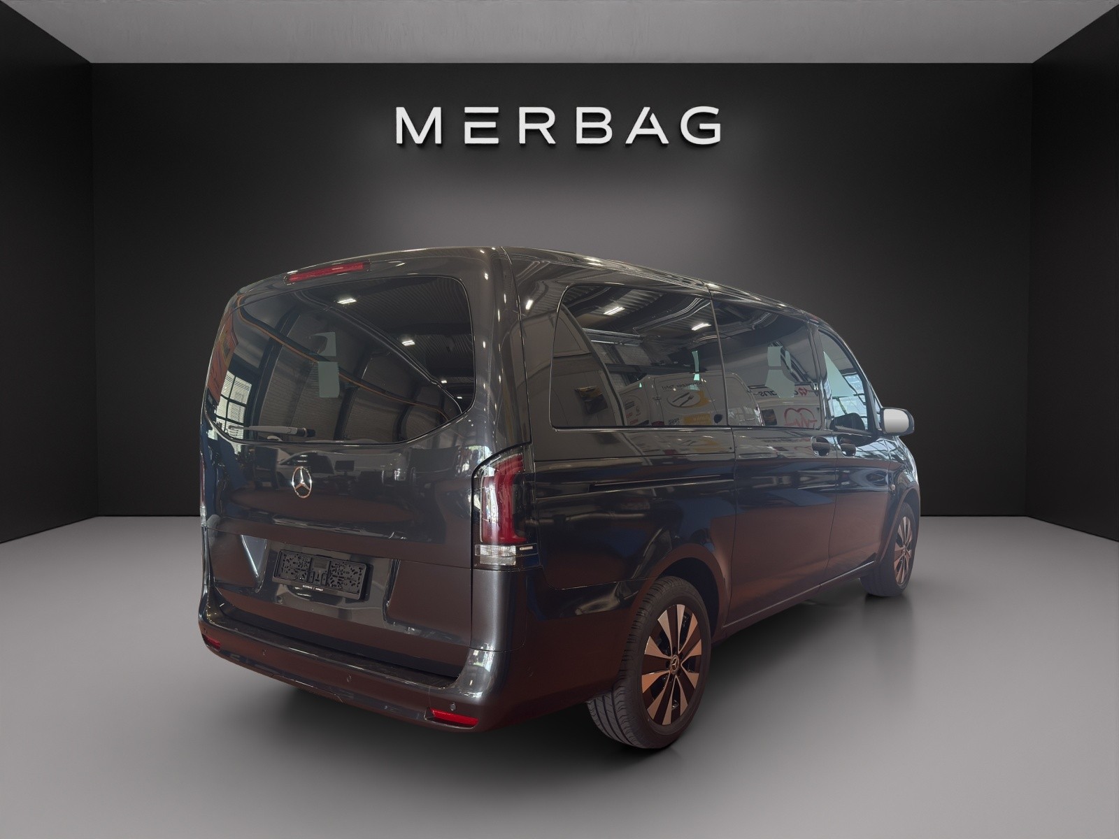 MERCEDES-BENZ Vito 119 CDI Lang Tourer 9G-Tronic 4M Select-image-1