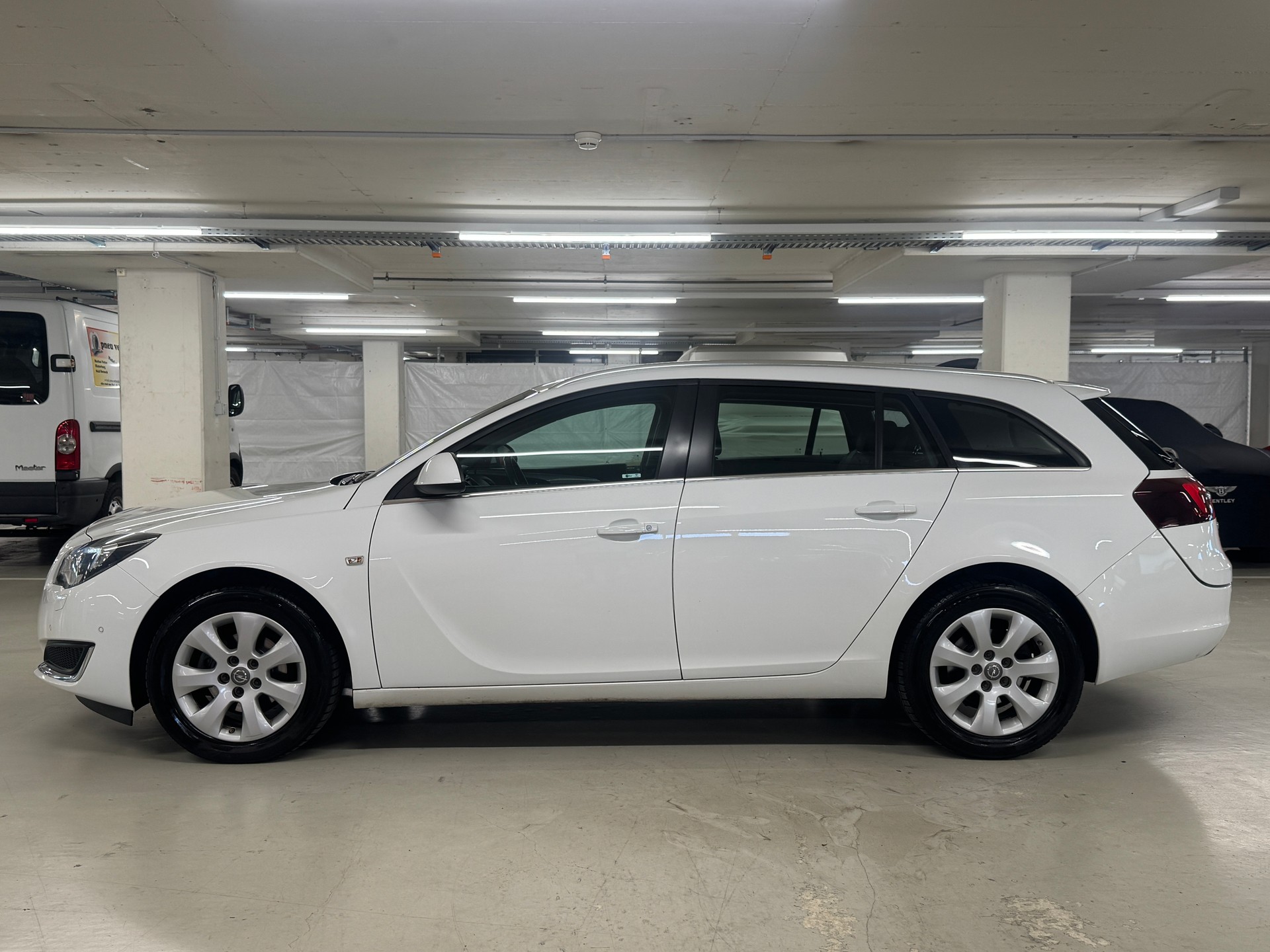 OPEL Insignia Sports Tourer 1.6 CDTI Edition I Ab MFK 01.26 I Ab Service I CH-Fhrz. I Garantie möglich I TOP Angebot-image-1