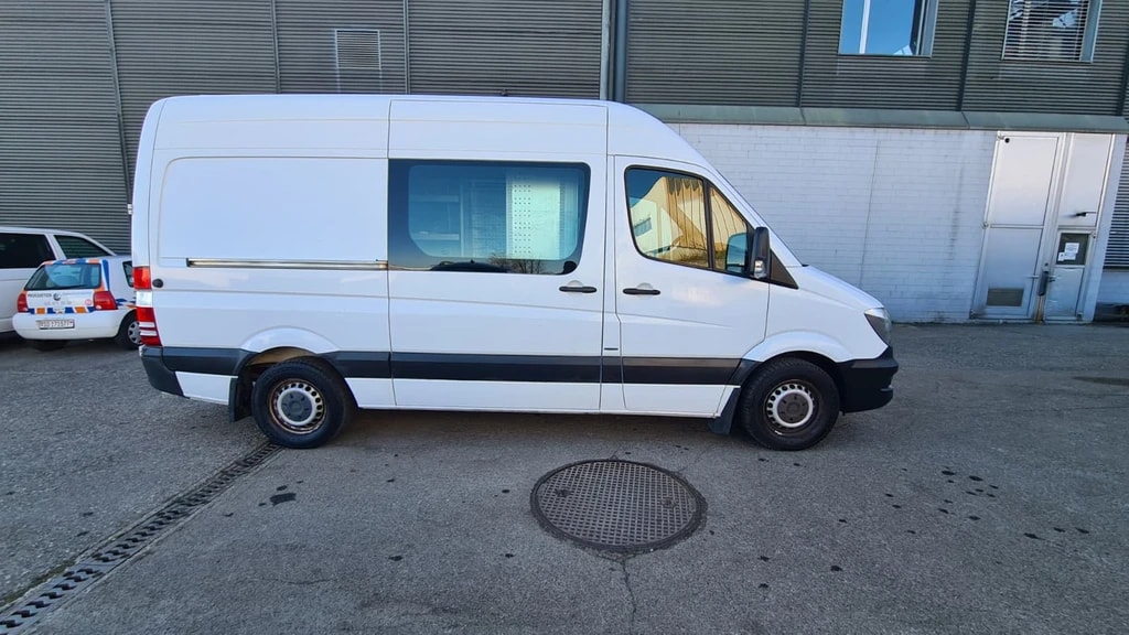 MERCEDES-BENZ Sprinter 316 CDI Standard ** Hochdach ** 3-Plätzer ** Werkstatt-Einrichtung ** Anh-Kupplung 3500.kg **-image-5