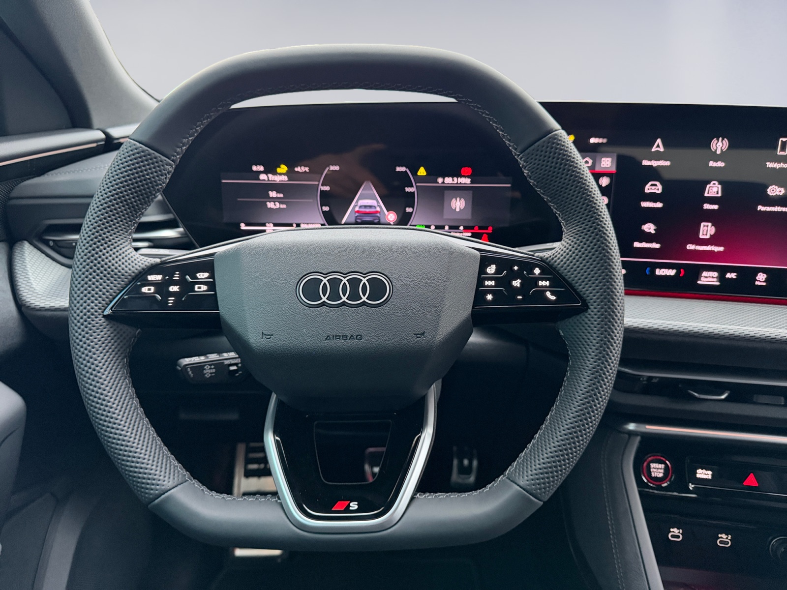 AUDI SQ5 Sportback TFSI quattro S-tronic-image-9